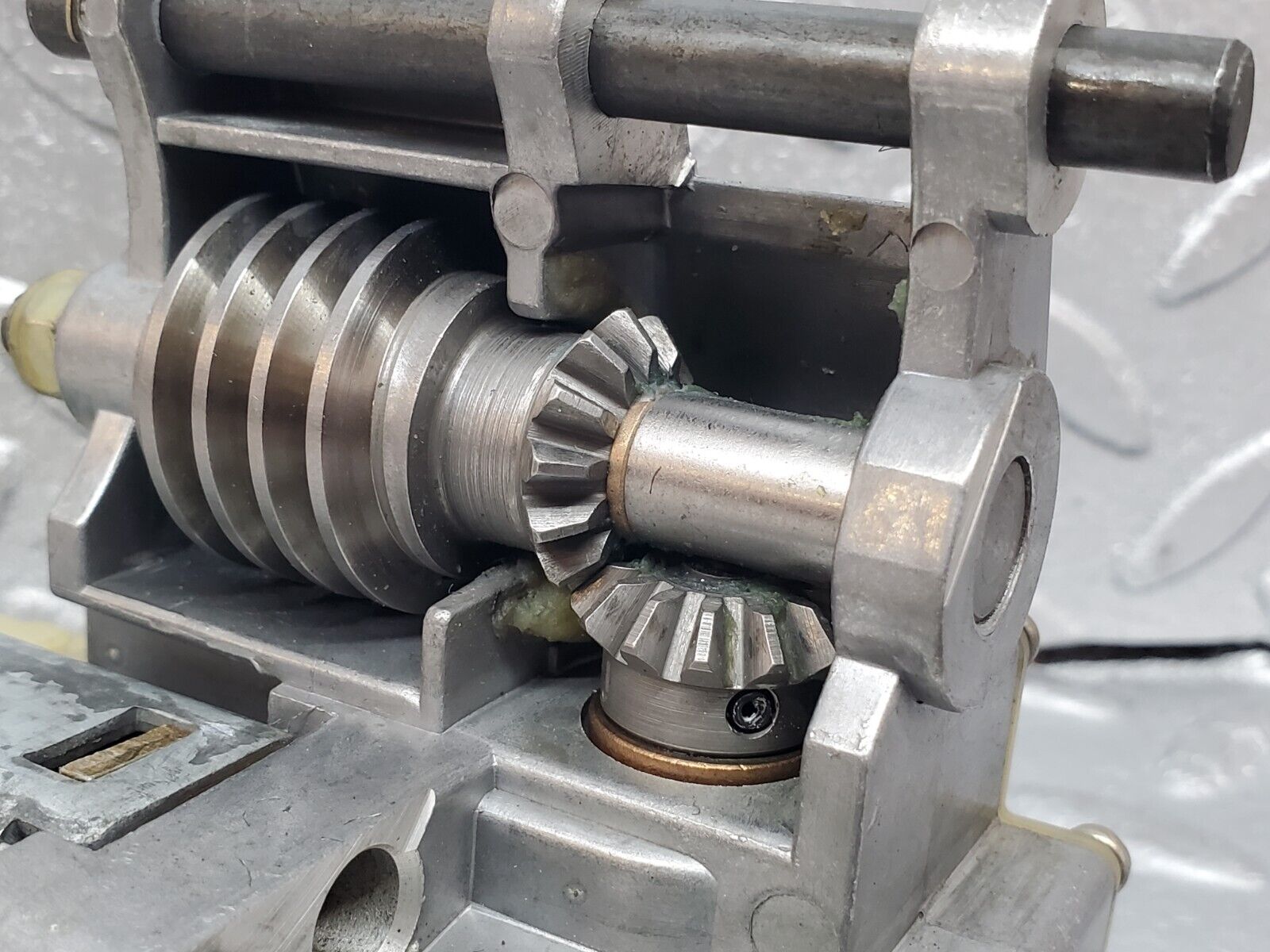 45637 Mercedes-Benz W126 420SE Steering Column Adjustment Motor 1264600325