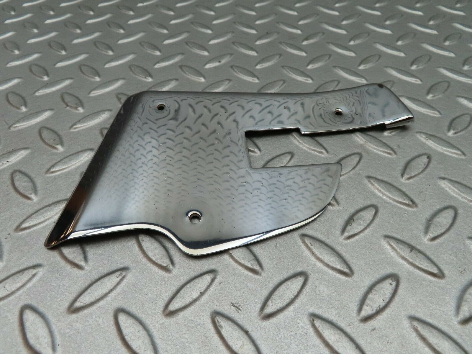 4918 Mercedes-Benz R107 350SL Right Door Chrome Cover