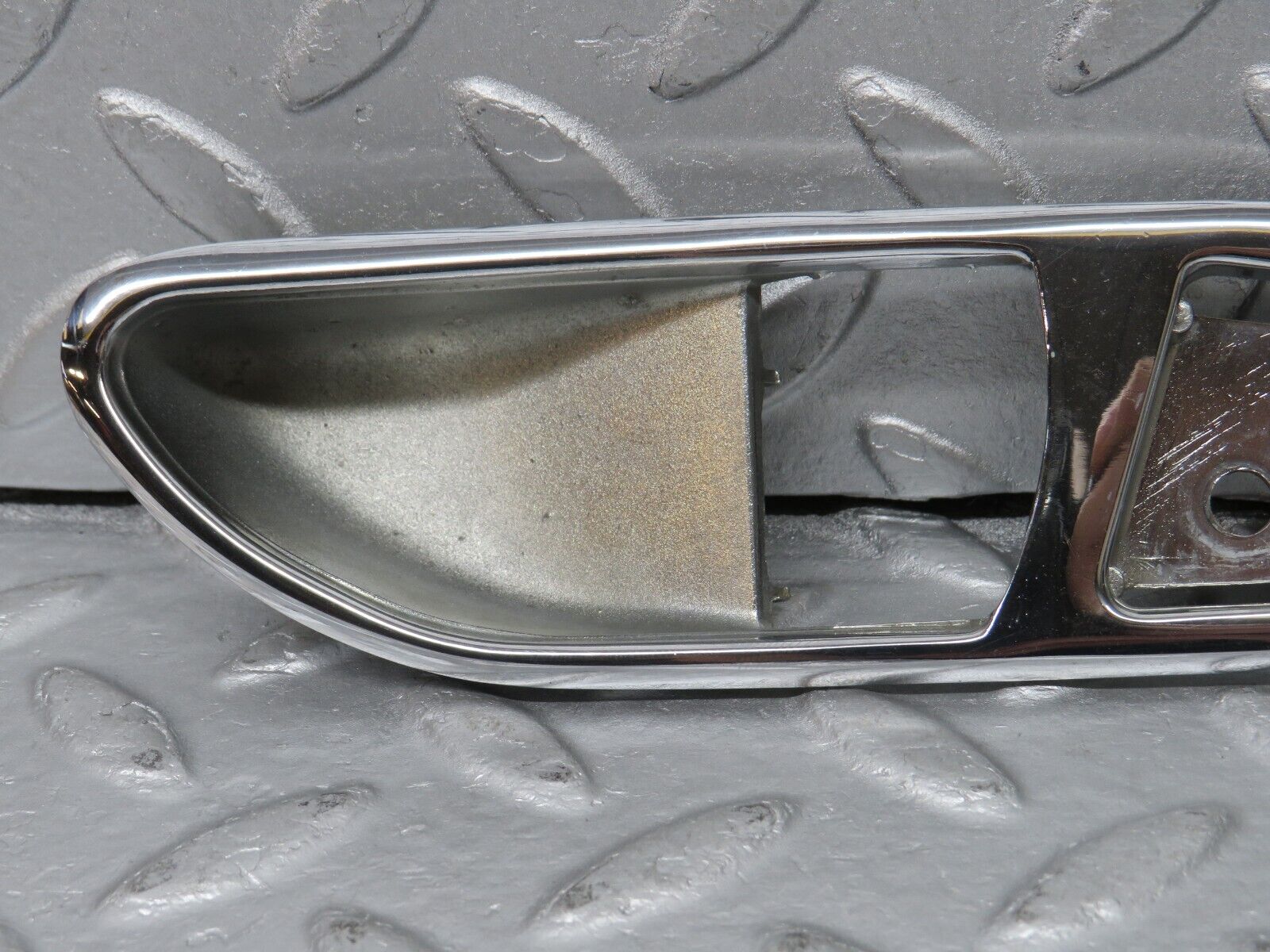 39128 Mercedes-Benz R107 500SL Interior Door Handle Chrome Surround Left