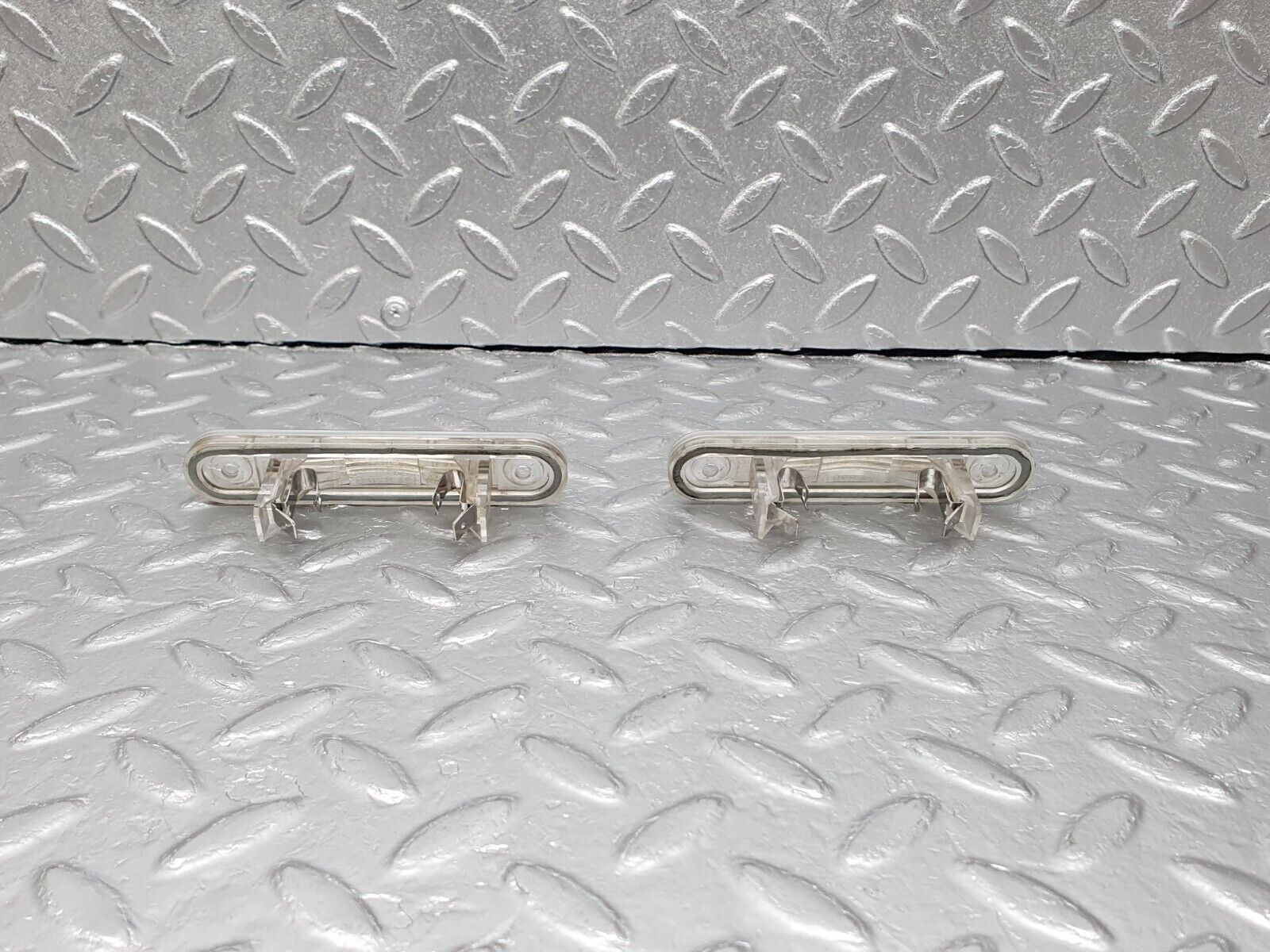 41665 Mercedes-Benz W124 200E Number Plate Light Pair 1248200256