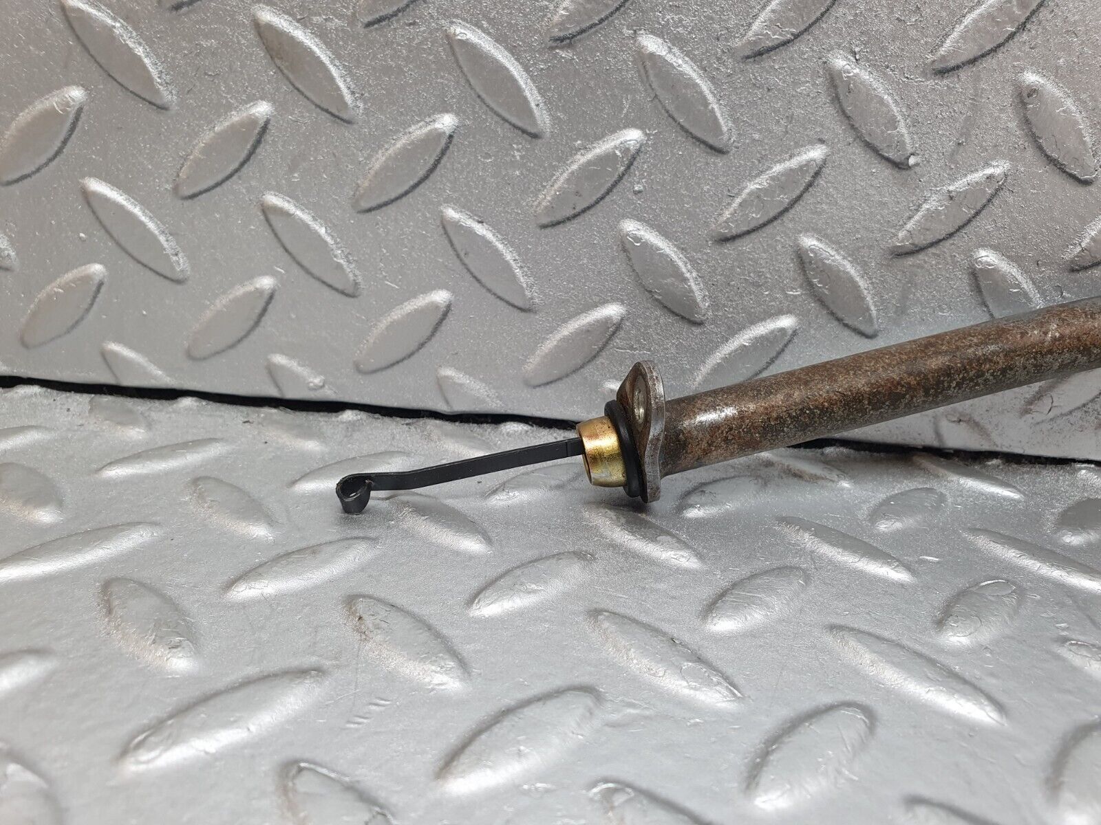 43861 Mercedes-Benz C126 380SEC Coupe Automatic Gearbox Oil Dipstick 1262700083