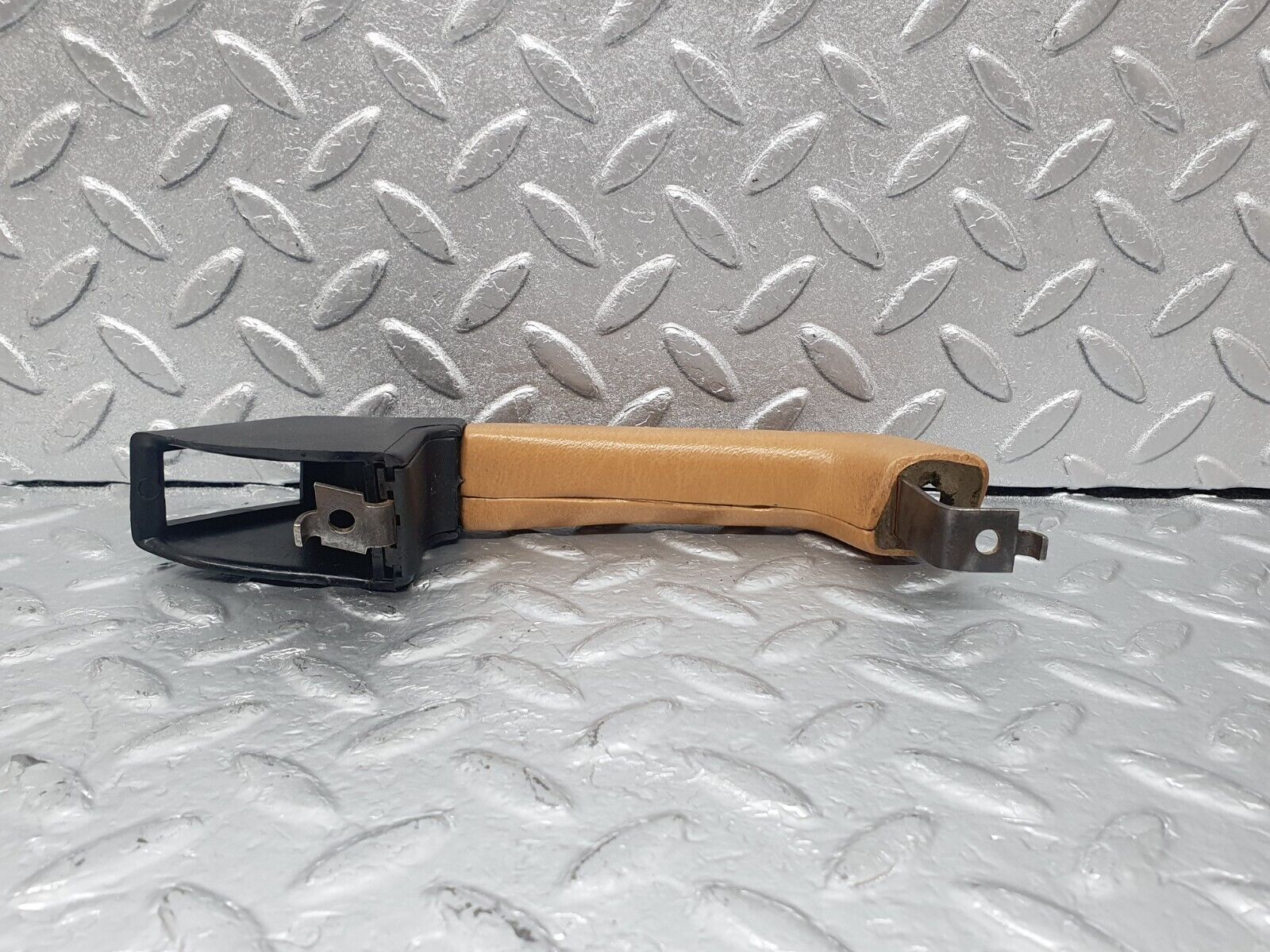 43630 Mercedes-Benz C126 380SEC Coupe Rear Left Interior Handle
