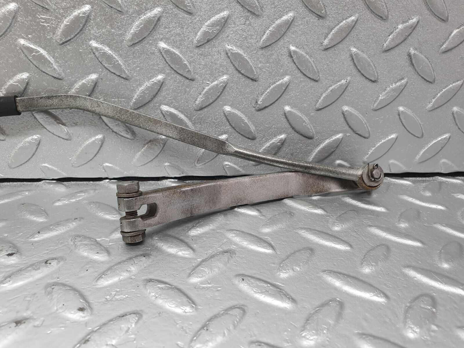 43446 Mercedes-Benz W108 280SE Automatic Gearbox Linkage Bracket