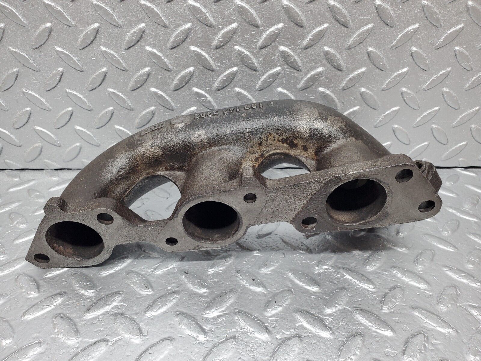 45184 Mercedes-Benz R129 300SL Coupe Exhaust Manifold 4-6 Cylinder 1031422202