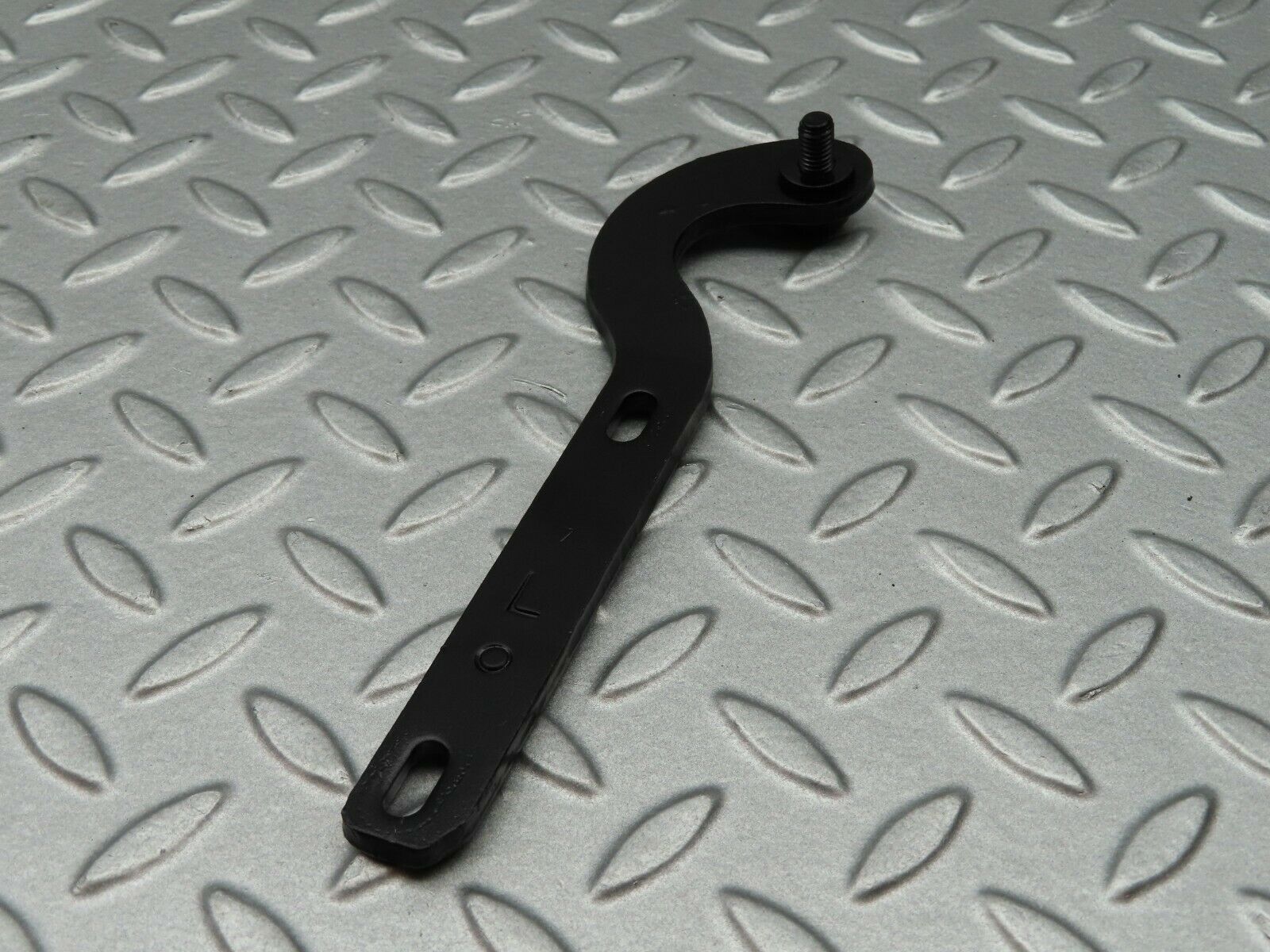 5140 Mercedes-Benz R107 350SL Left Bonnet Hinge Support