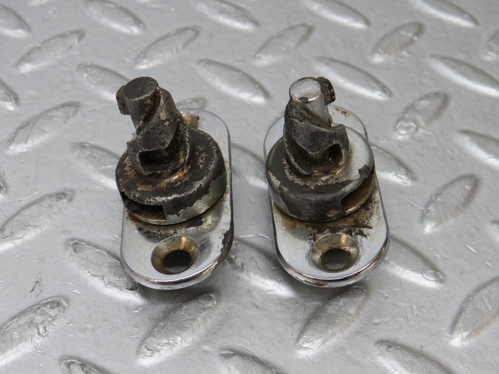 35573 Mercedes-Benz R107 280SL Soft Top Lock Pair