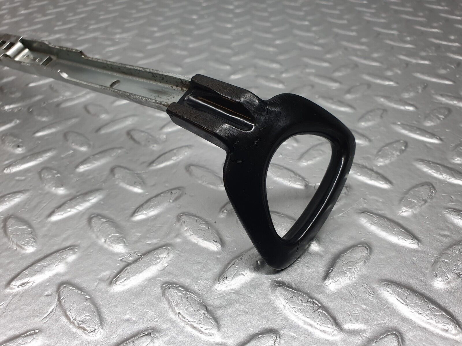 43096 Mercedes-Benz W108 280SE Front Left Seat Side Sliding Adjust Handle