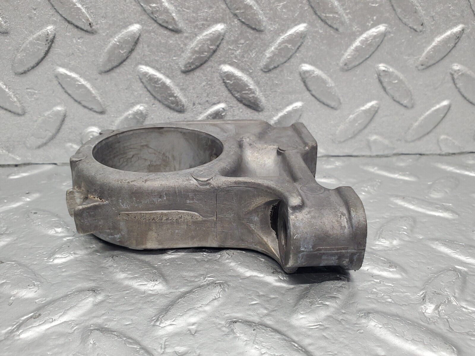 46269 Mercedes-Benz W126 420SE Camshaft Tower Bearing 1160514612