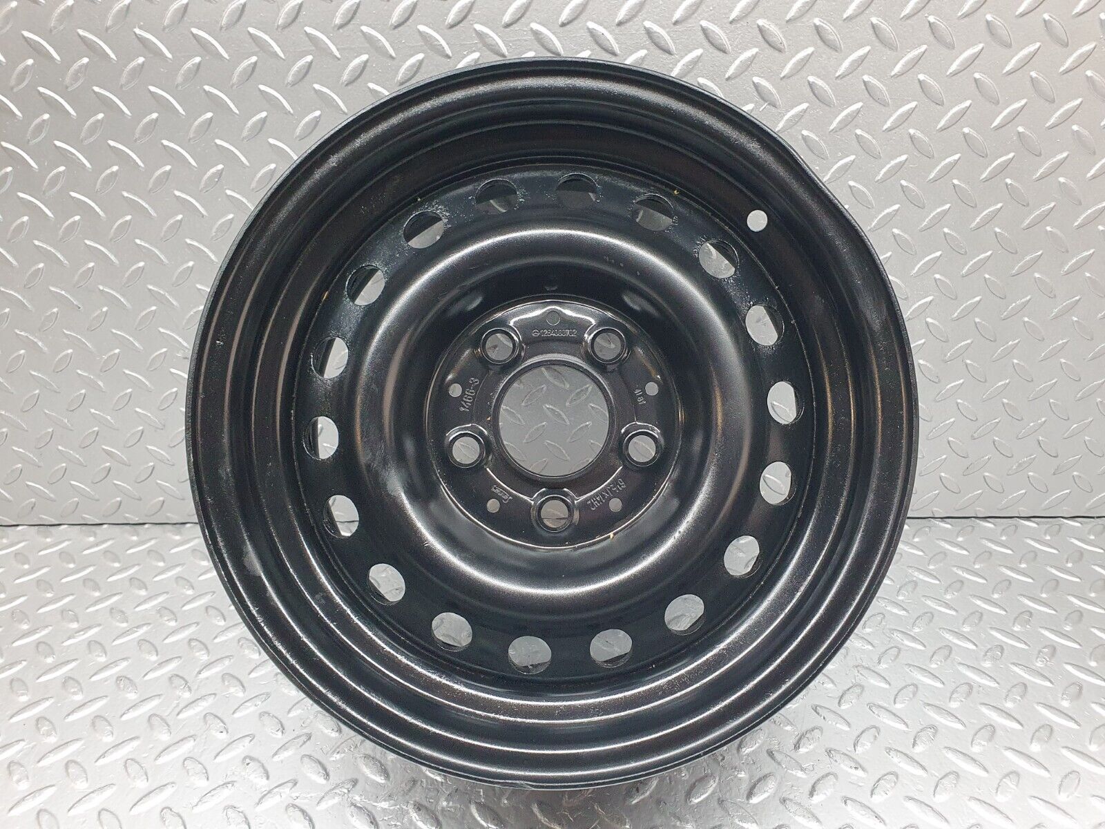 44243 Mercedes-Benz W123 280E Steel Wheel 6.5Jx14H2 1264000702