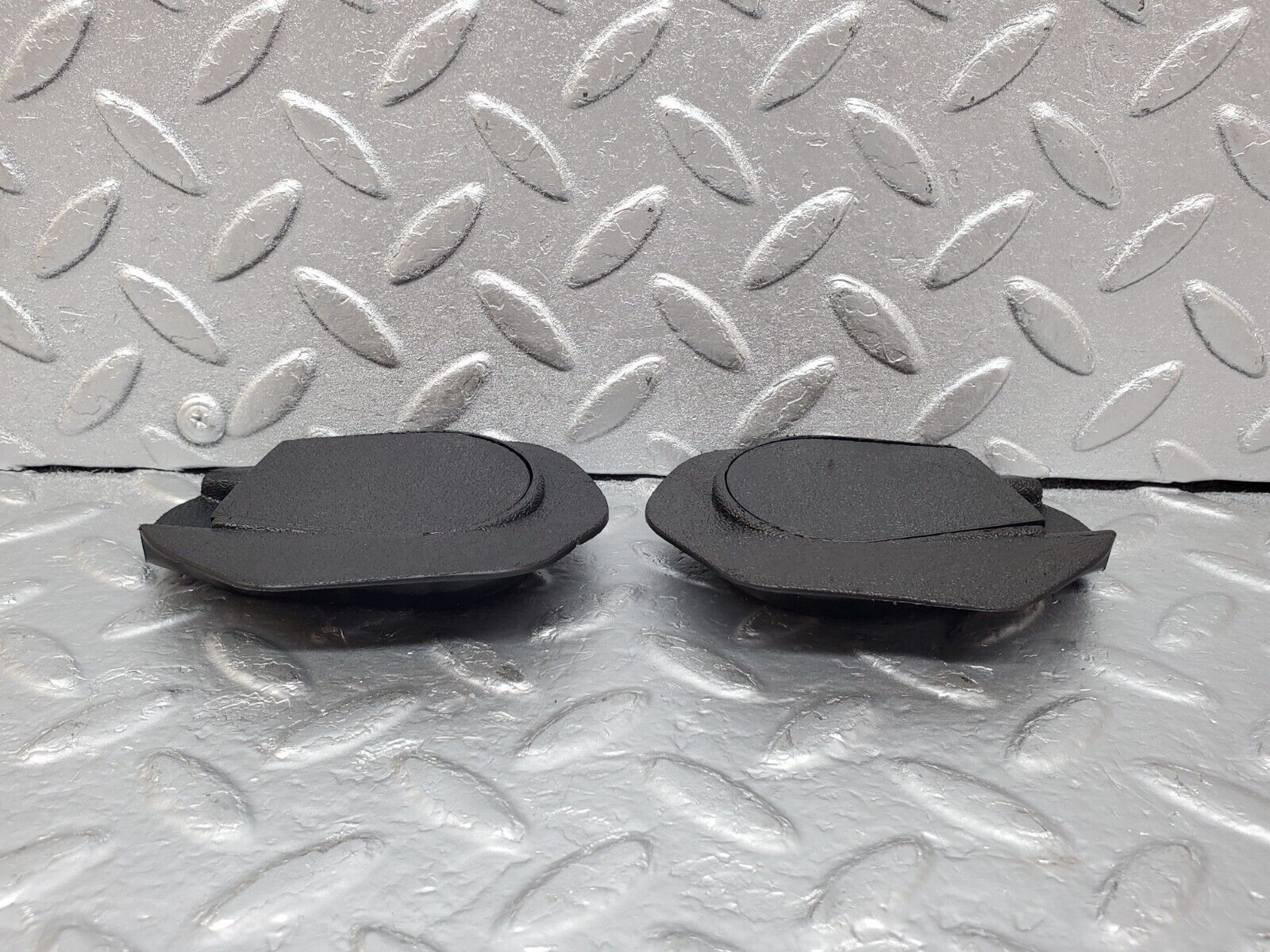 44463 Mercedes-Benz W123 280E Seat Belt Runner Cover Trim 2x Black 1239192520 1239192920 1239192620 1239193020