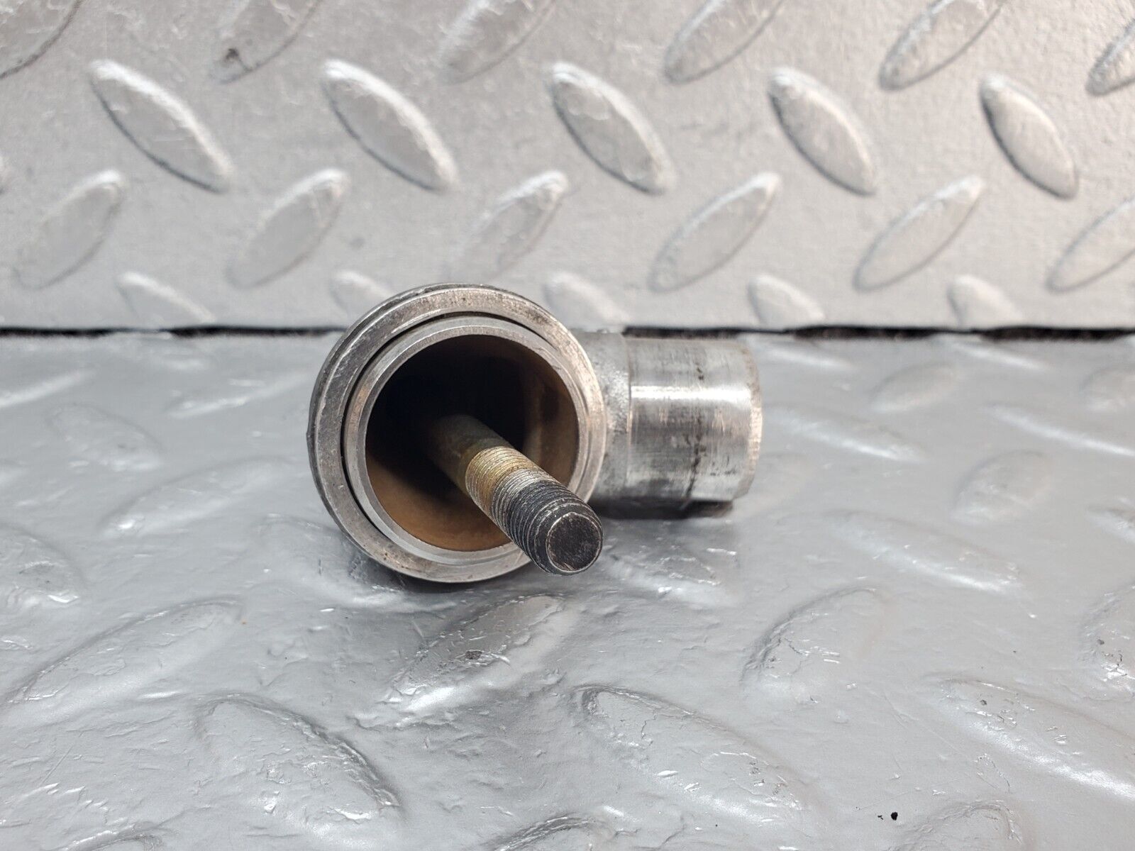 45405 Mercedes-Benz 280E M110.983 Engine Oil Return Pipe 1101870226