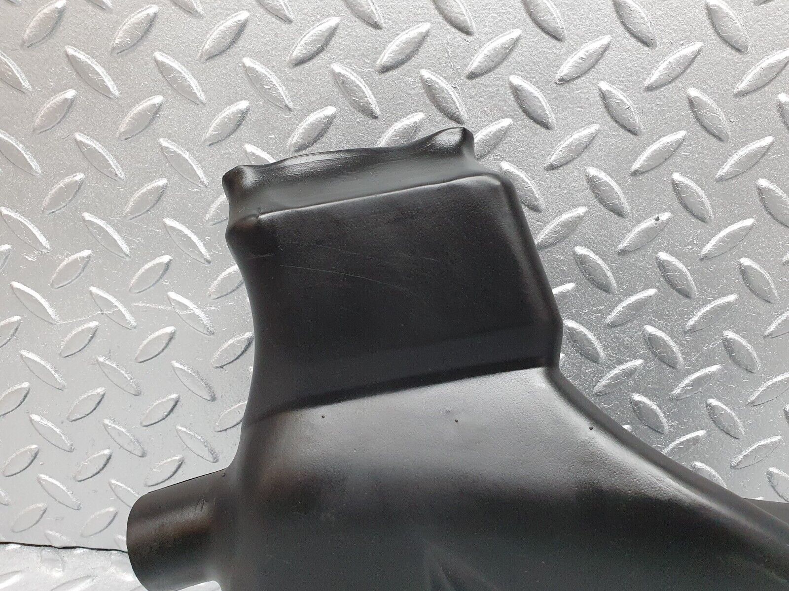 43090 Mercedes-Benz W108 280SE Dashboard Air Vent Duct Right