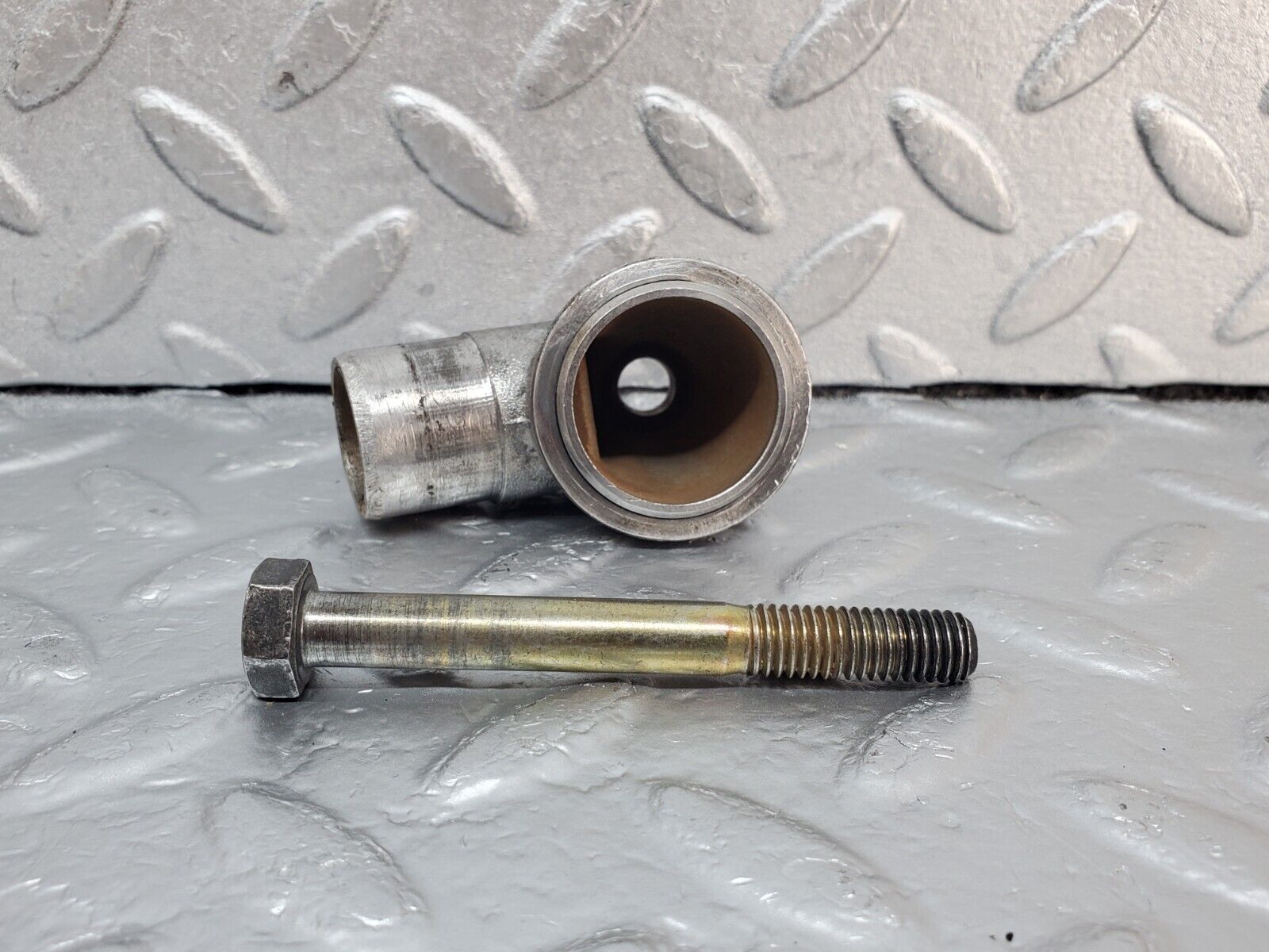 45405 Mercedes-Benz 280E M110.983 Engine Oil Return Pipe 1101870226