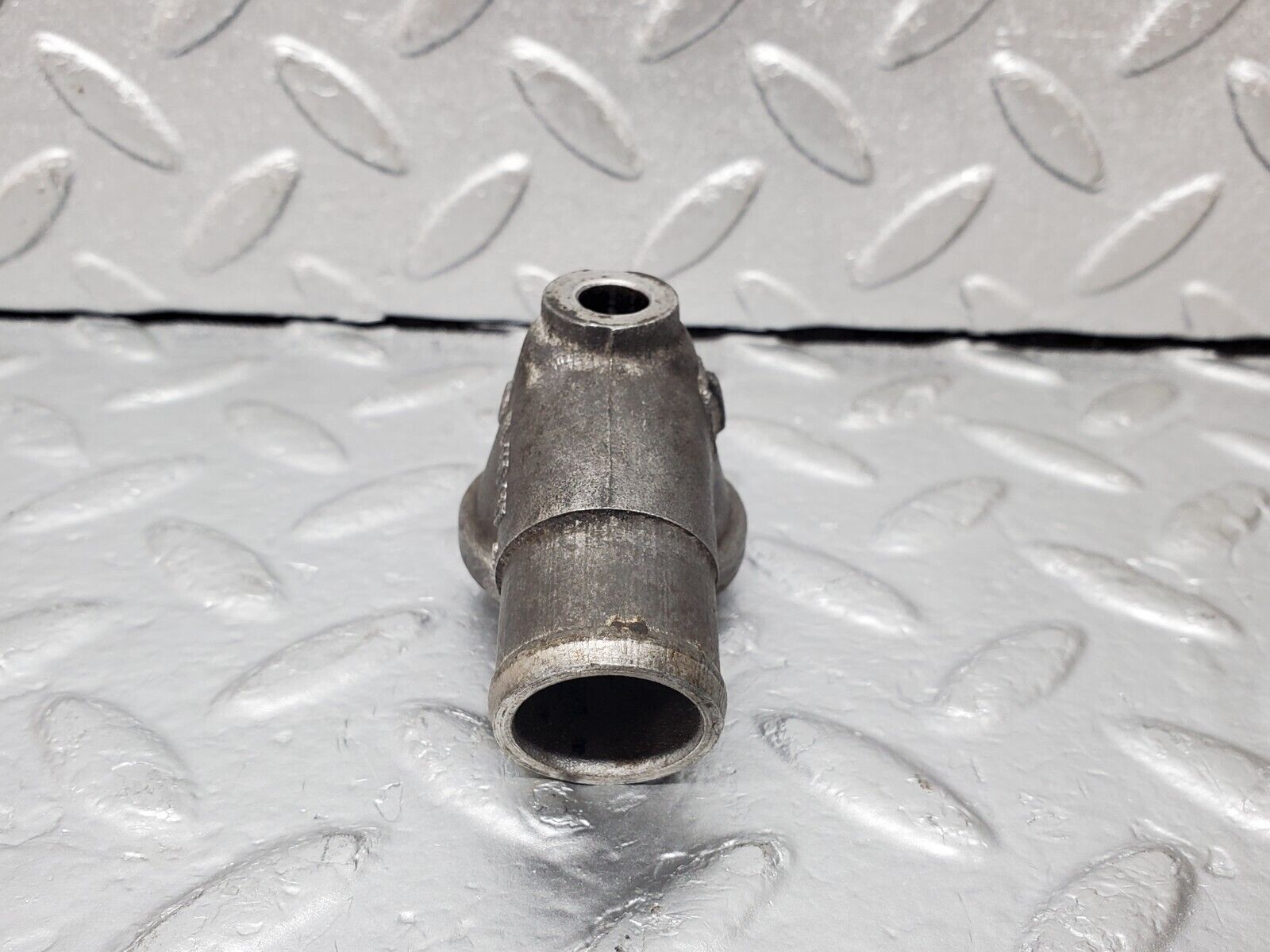 44562 Mercedes-Benz W123 280E Engine Oil Return Pipe 1101870226