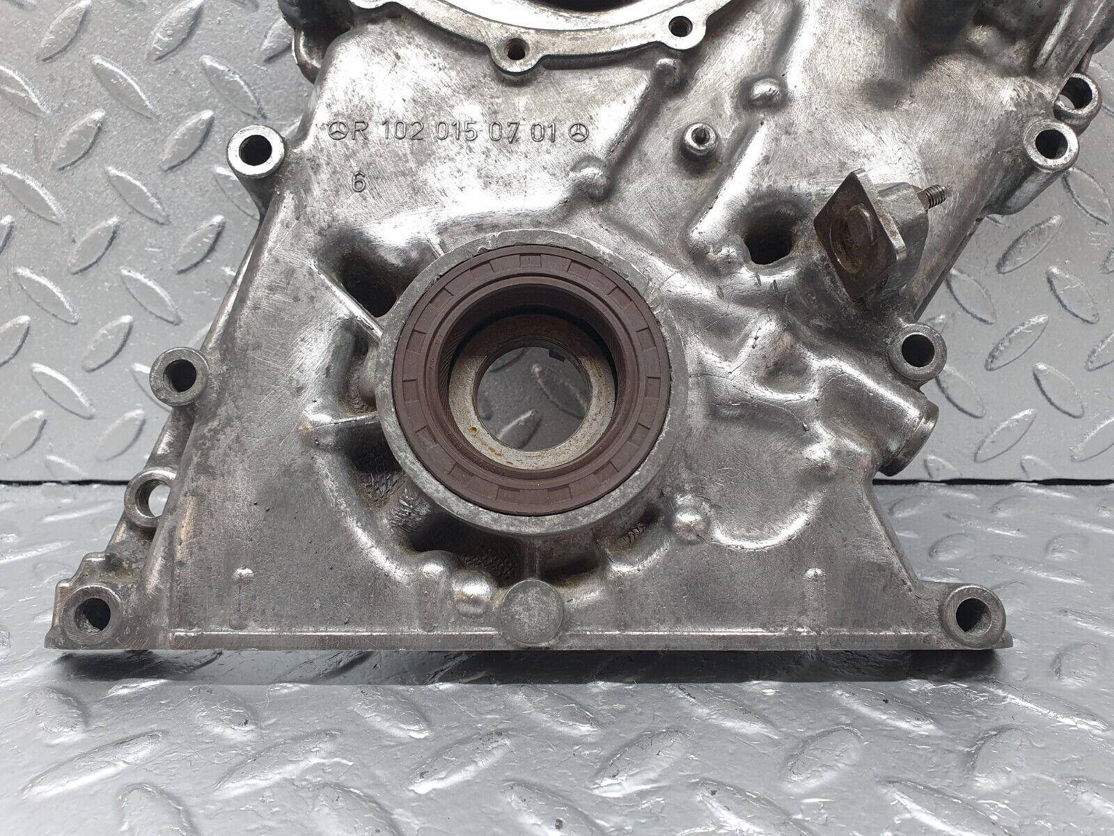 44002 Mercedes-Benz C123 230CE Coupe Engine Timing - Oil Pump Cover 1020150701