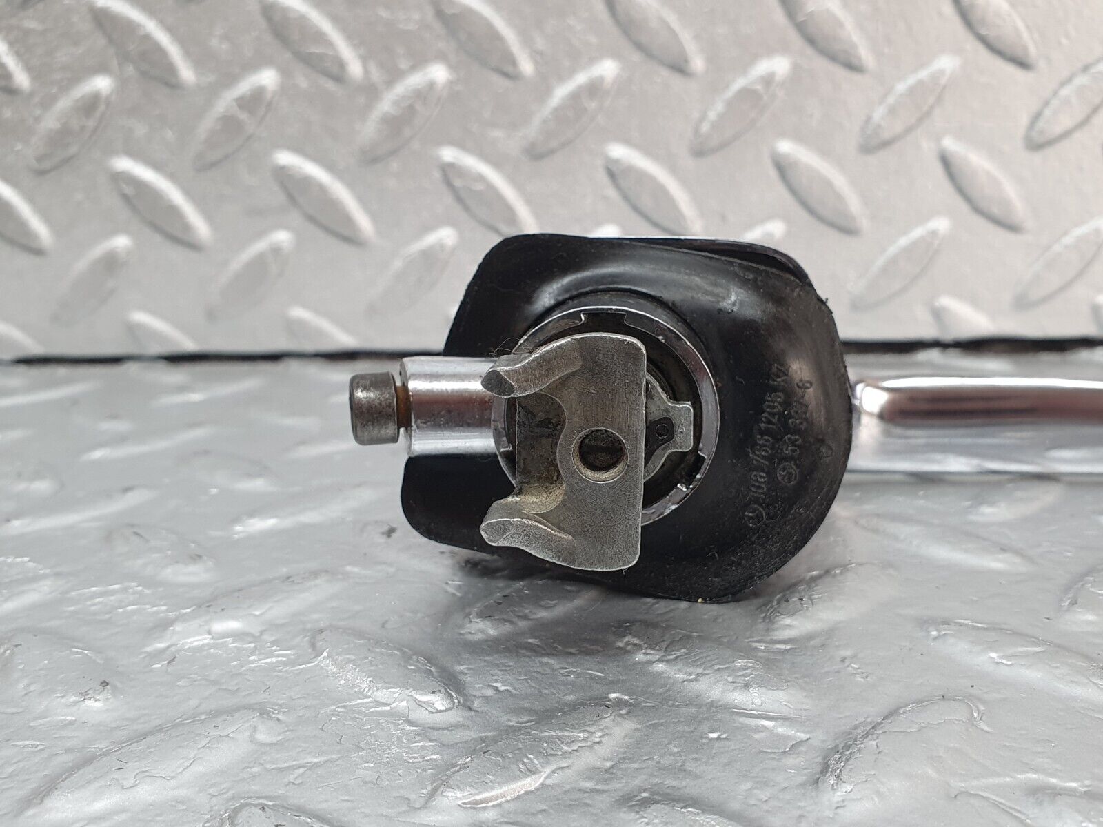 43159 Mercedes-Benz W108 280SE Front Right Door Exterior Handle No Key 1087661005 1087661205 1087661401