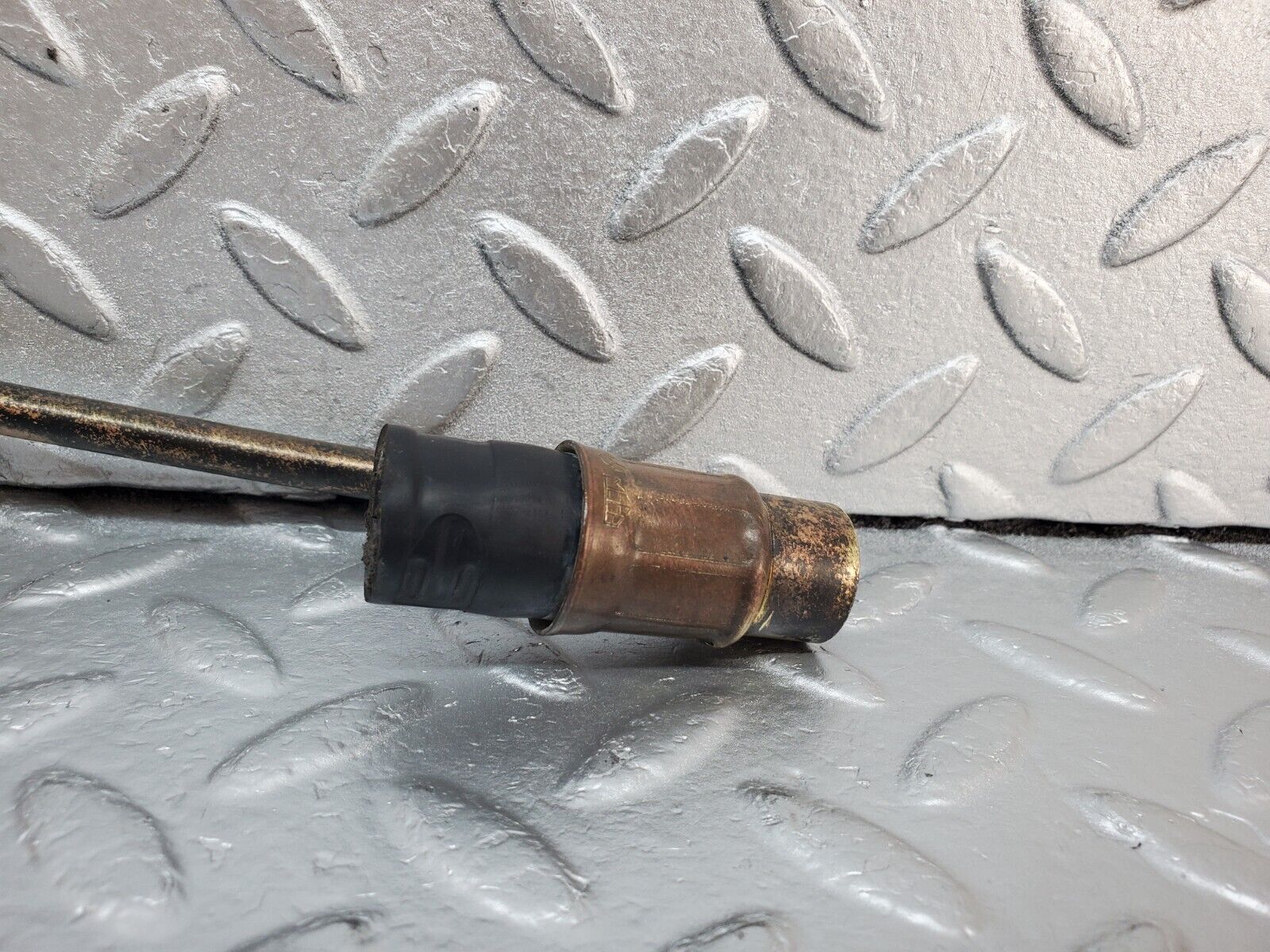 45221 Mercedes-Benz R129 300SL Coupe Fuel Line Pipe