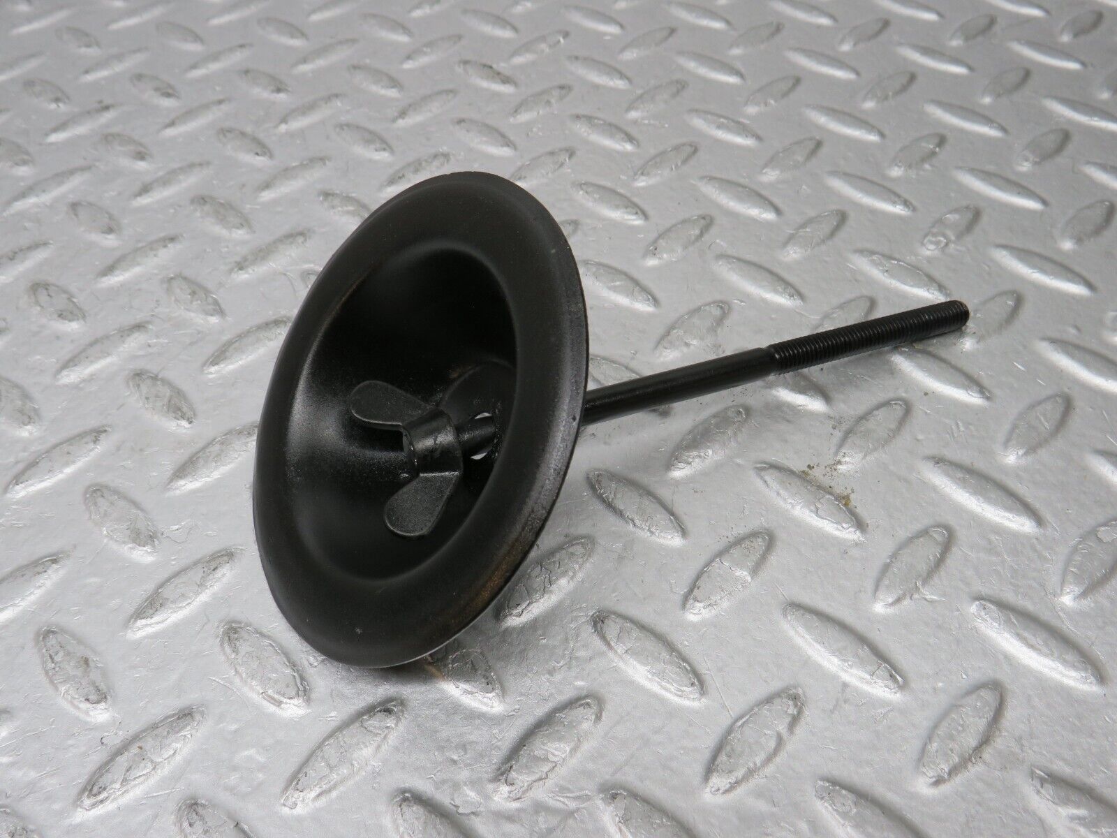 35346 Mercedes-Benz R107 280SL Spare Wheel Holder