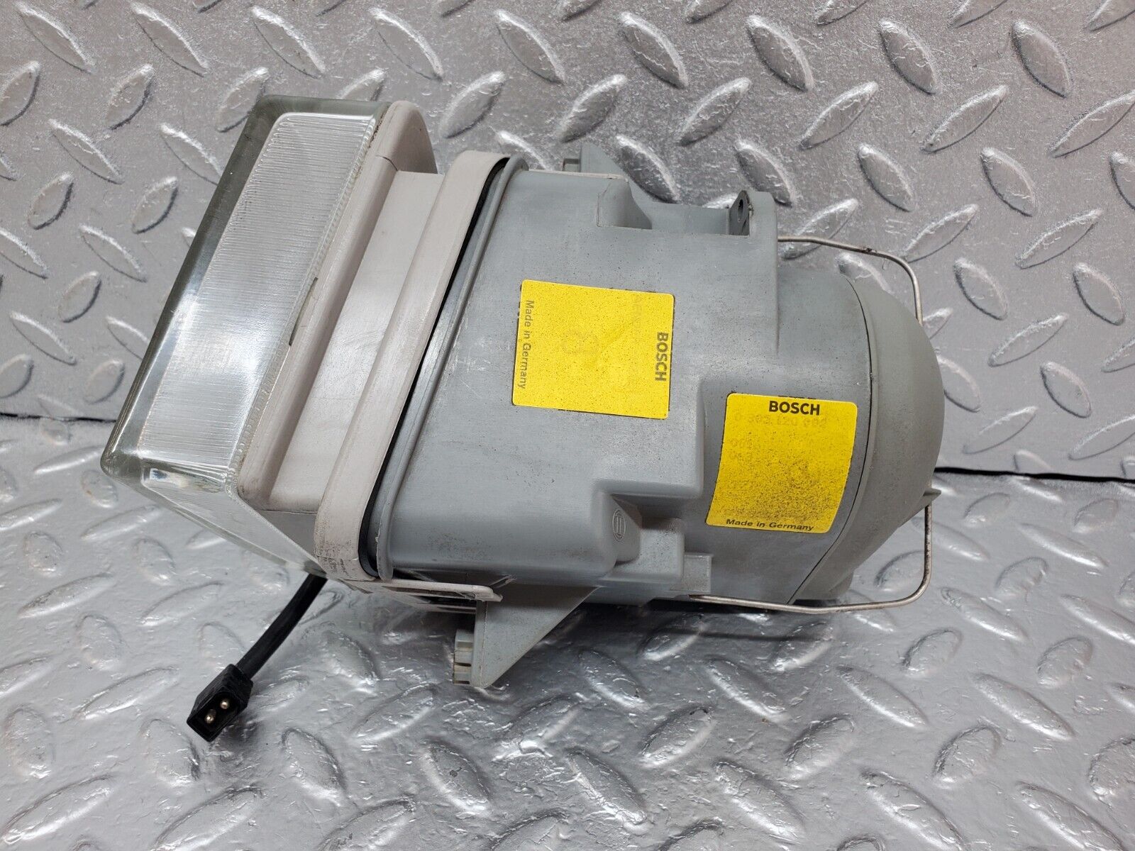 45196 Mercedes-Benz R129 300SL Coupe Front Right Fog Light Bosch 0305120002 1305621246