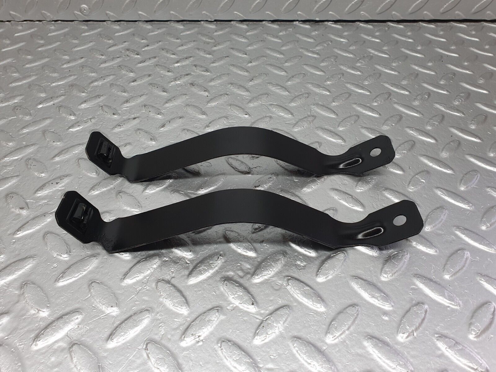 41614 Mercedes-Benz W124 200E Anti Roll Bar Support Bracket Front Axle