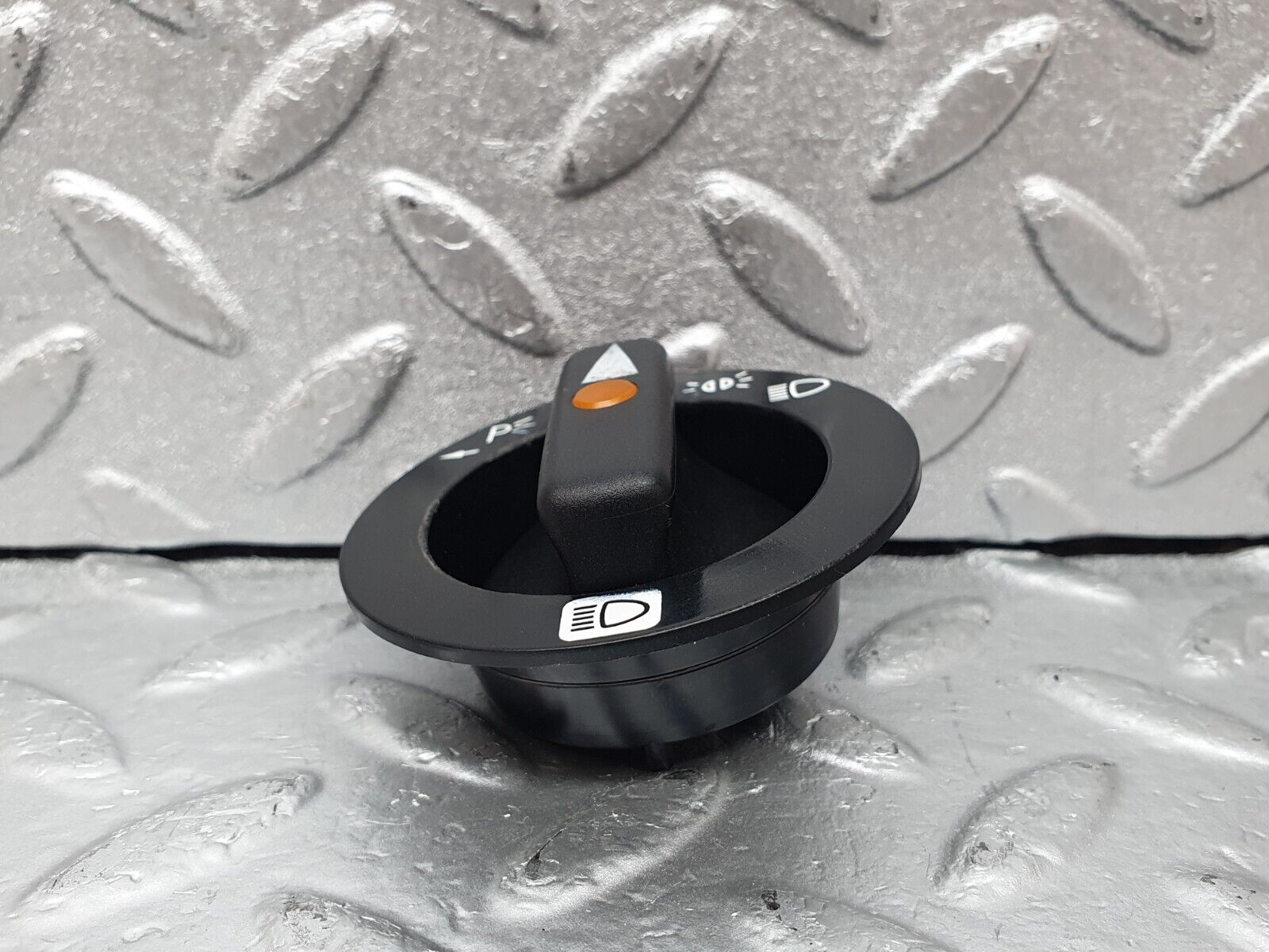 44087 Mercedes-Benz C123 230CE Coupe Headlight Switch Knob 1075450530