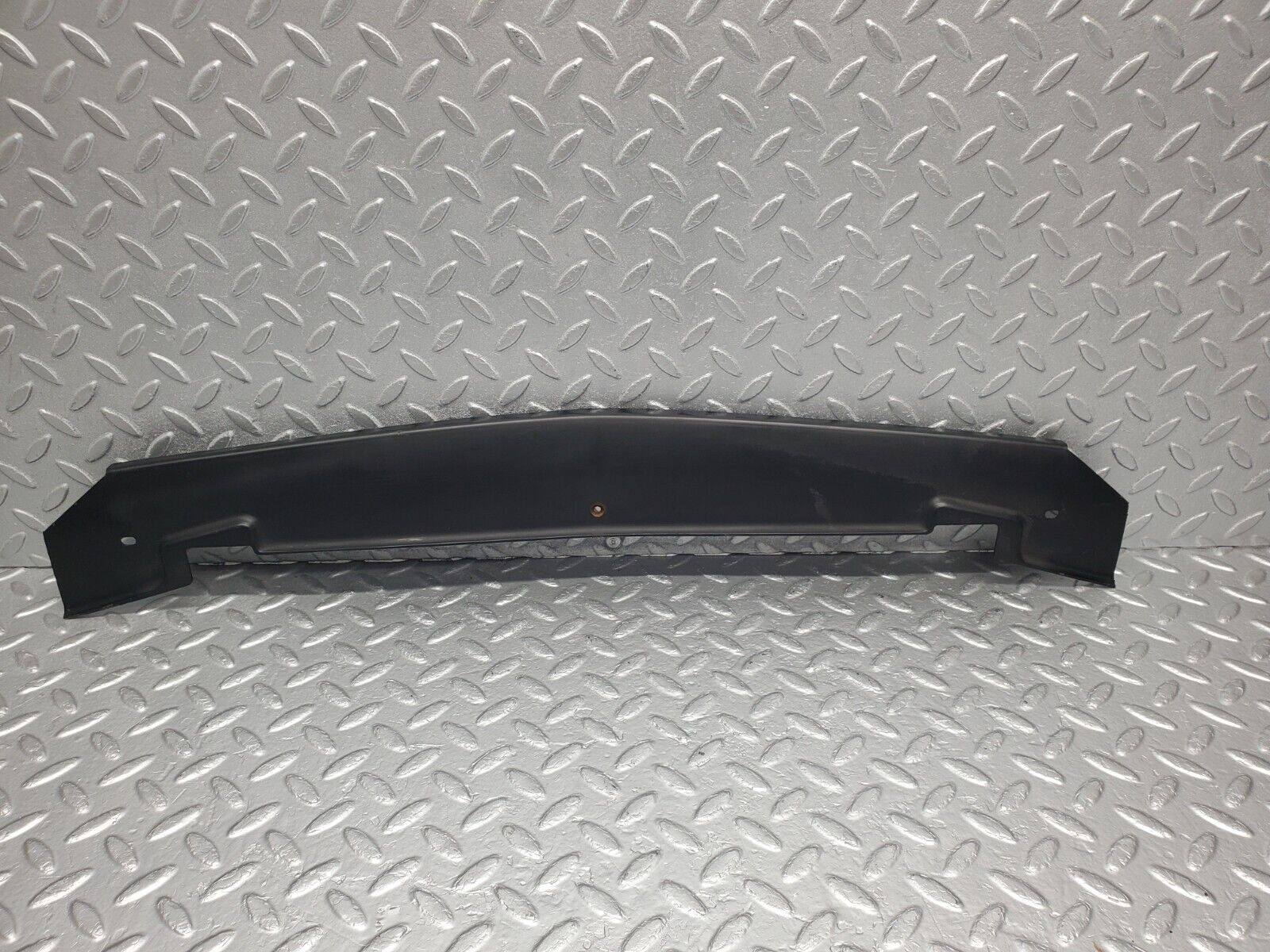 46348 Mercedes-Benz C123 280CE Coupe Front Bumper Centre Filler Trim 1238853023