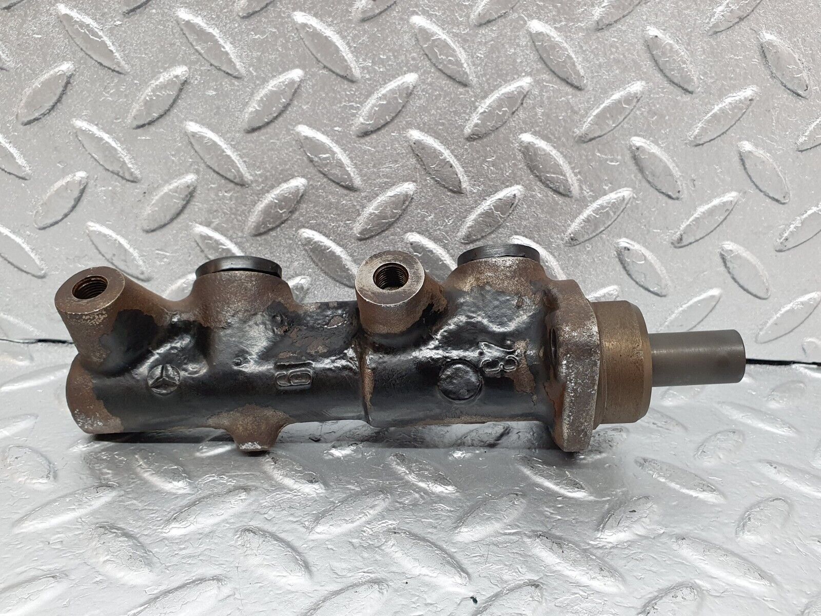 44151 Mercedes-Benz C123 230CE Coupe Brake Master Cylinder Ate