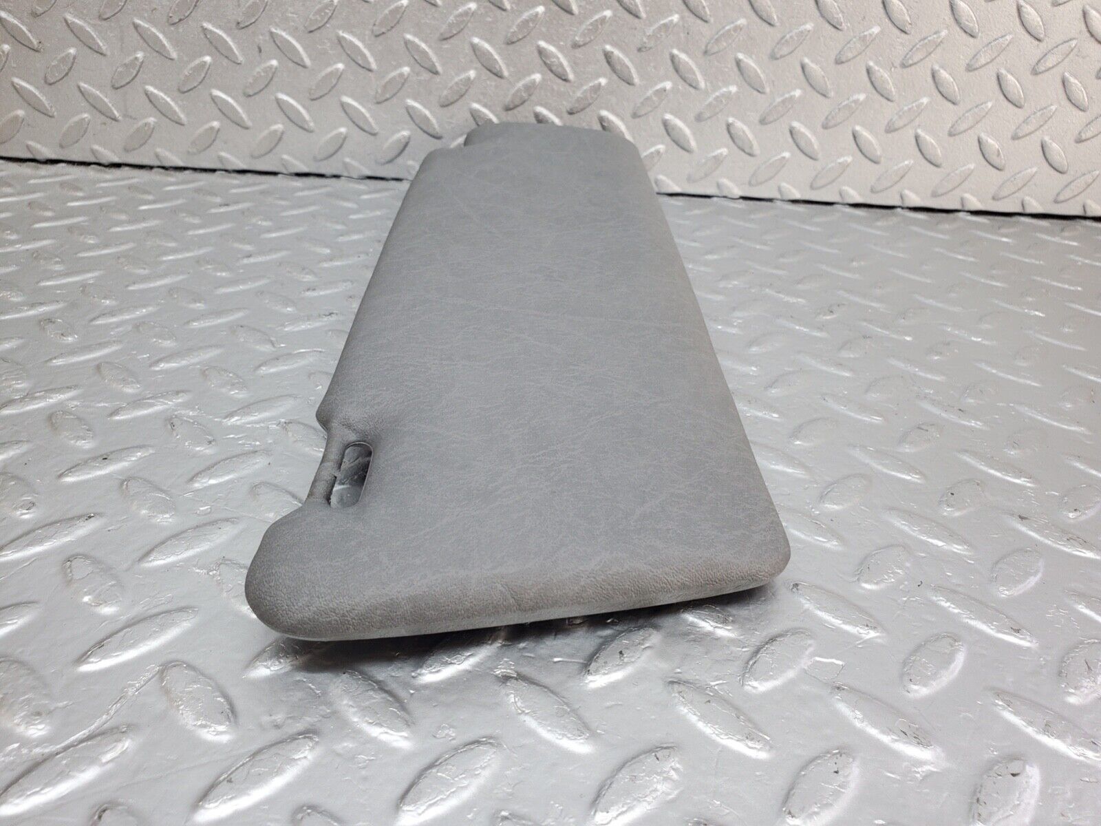 44602 Mercedes-Benz W124 220E Sun Visor Left Side Grey