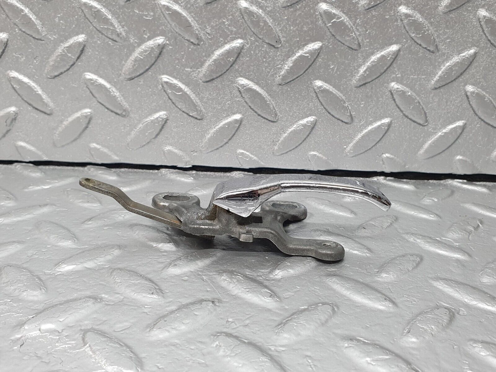 43108 Mercedes-Benz W108 280SE Front Right Interior Door Handle Chrome 1107660419