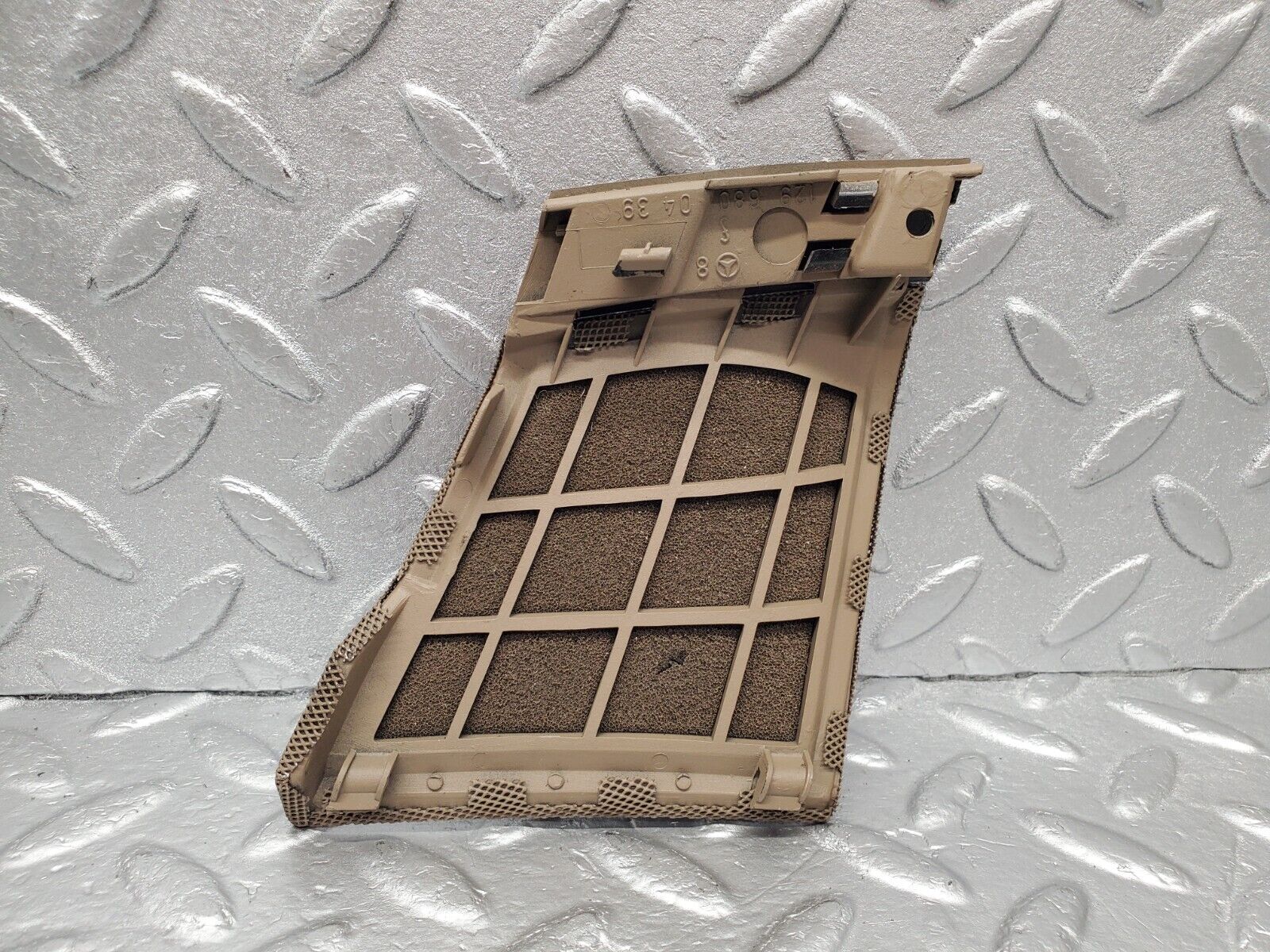 46836 Mercedes-Benz R129 320SL Coupe Dashboard Speaker Covers 1296800439 1296800339