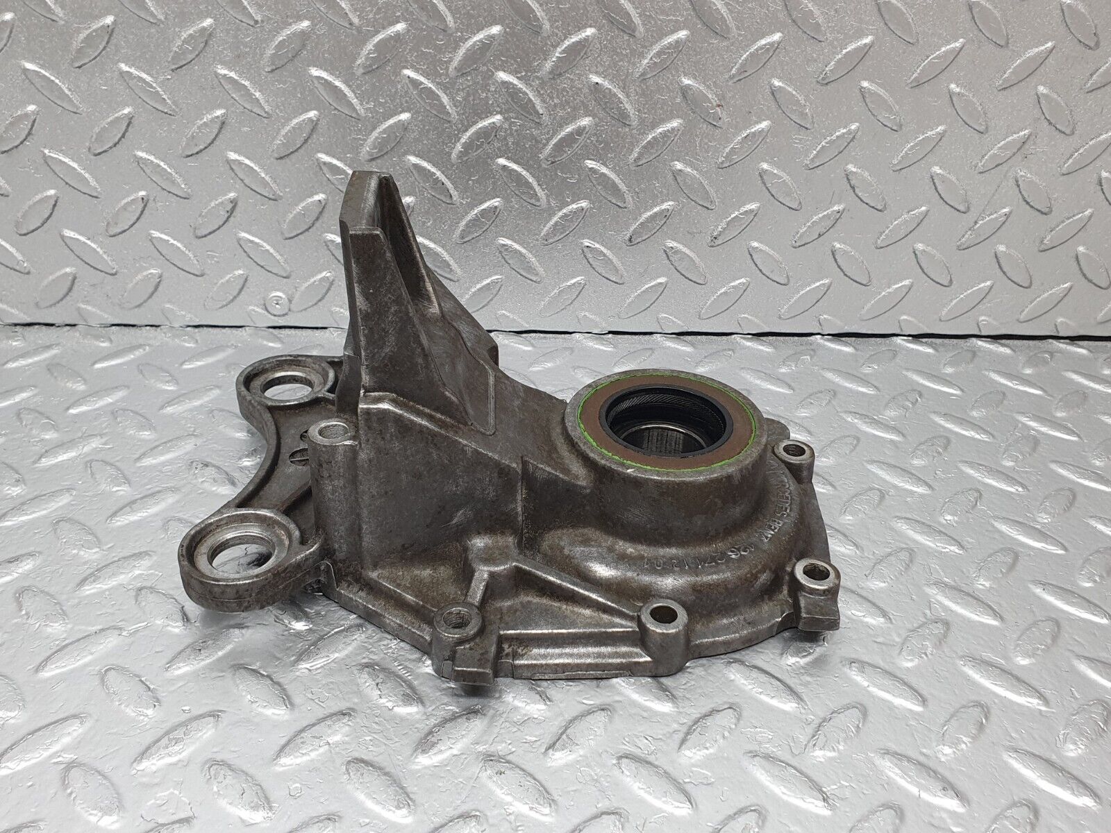 43850 Mercedes-Benz C126 380SEC Coupe Automatic Gearbox Housing 722.310 1262711201