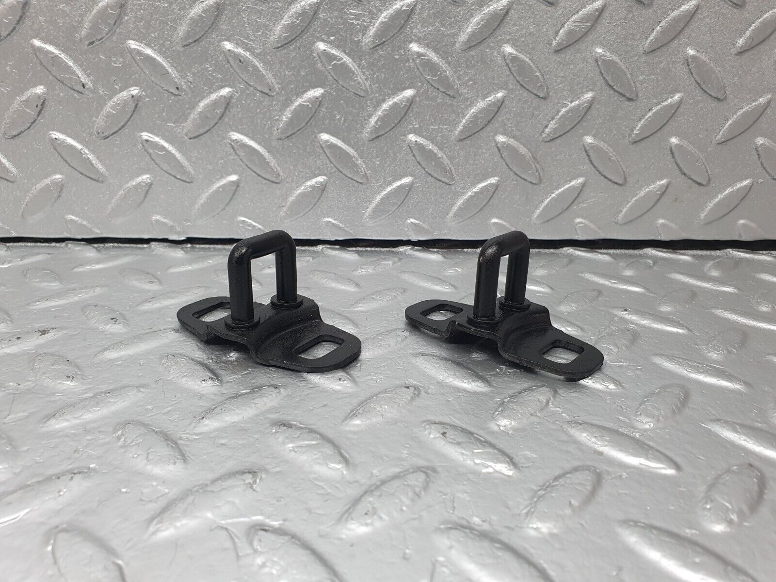 42599 Mercedes-Benz R129 320SL Coupe Bonnet Lock Latch 1298800060