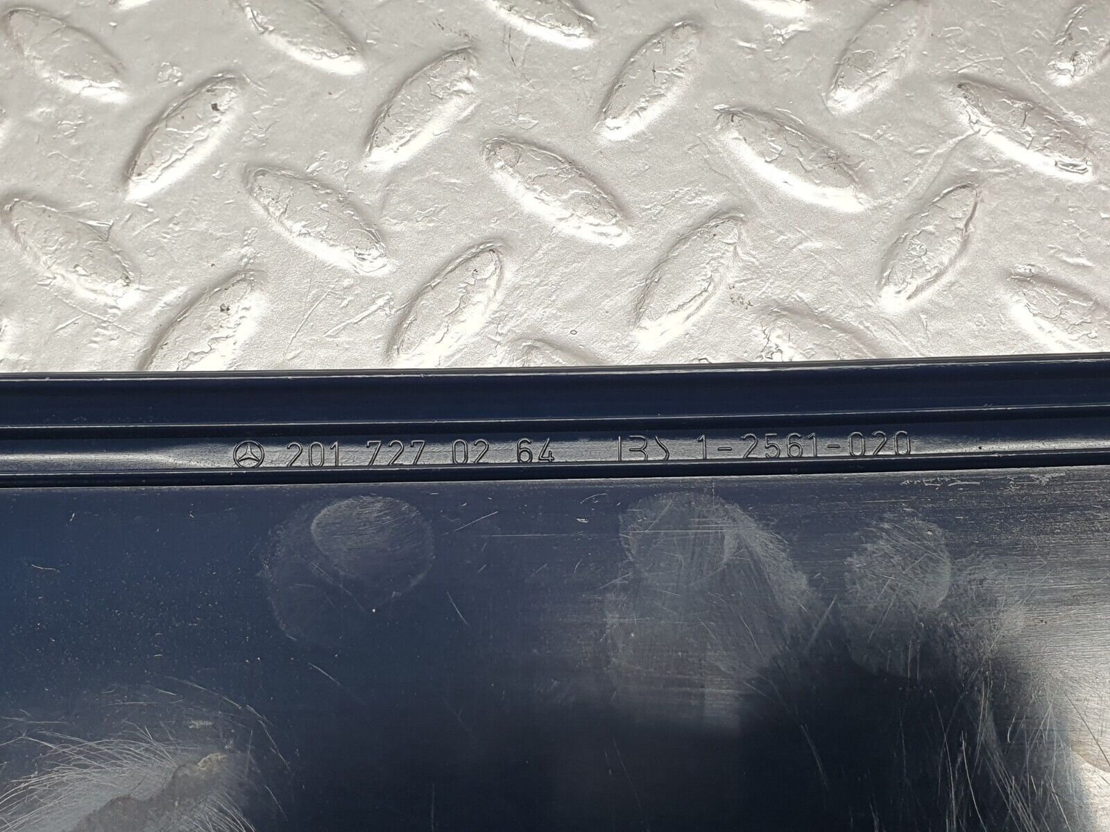 42660 Mercedes-Benz W201 190 2.0L Front Right Door Pocket Blue 2017270264