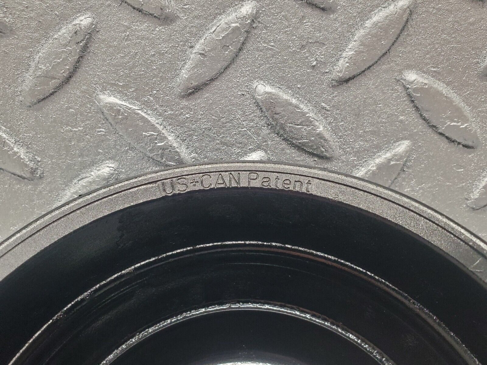 46177 Mercedes-Benz W124 280E Water Pump Pulley 1042300015