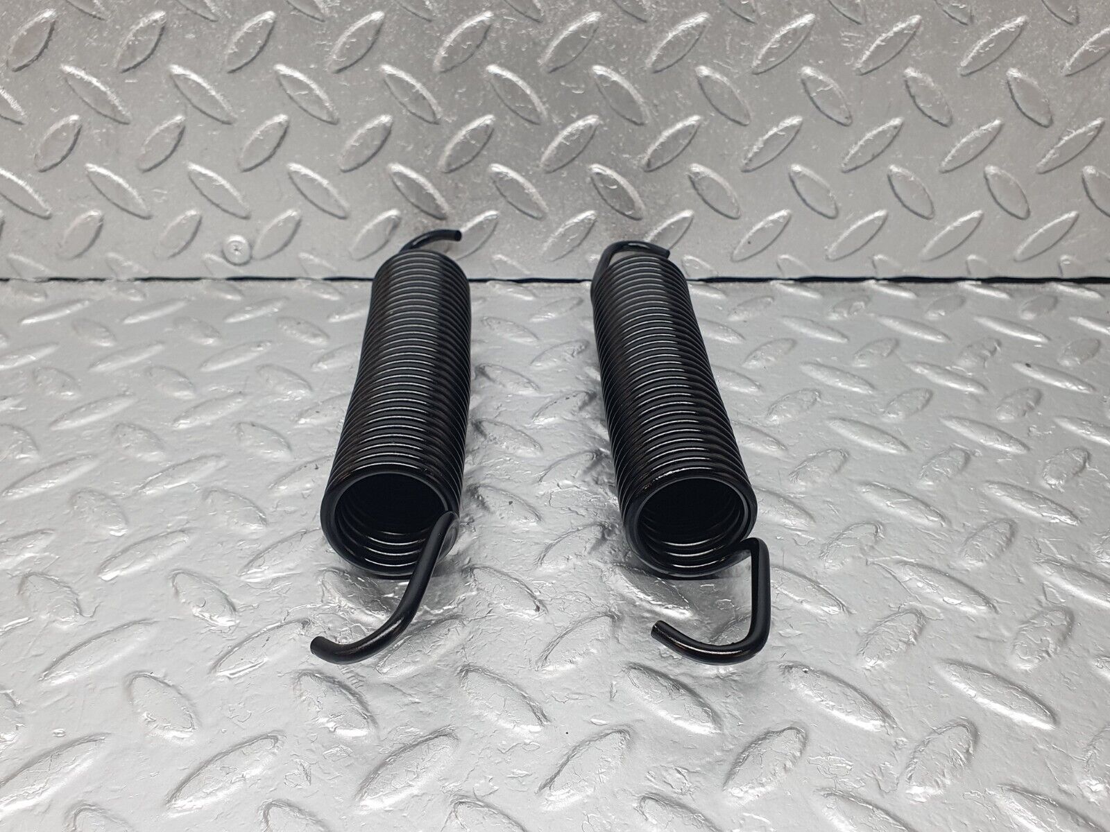 43933 Mercedes-Benz C123 230CE Coupe Trunk Lid Hinge Spring 2x