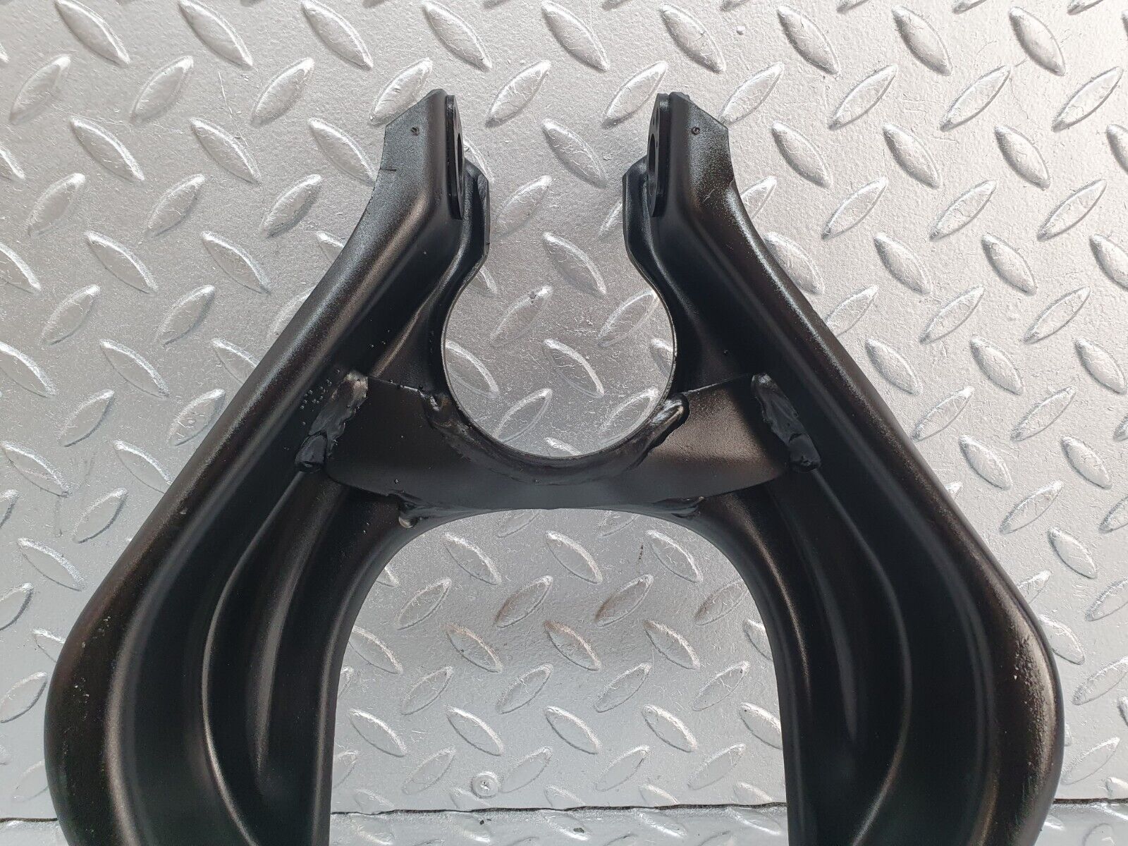 43201 Mercedes-Benz W108 280SE Front Left Upper Control Arm