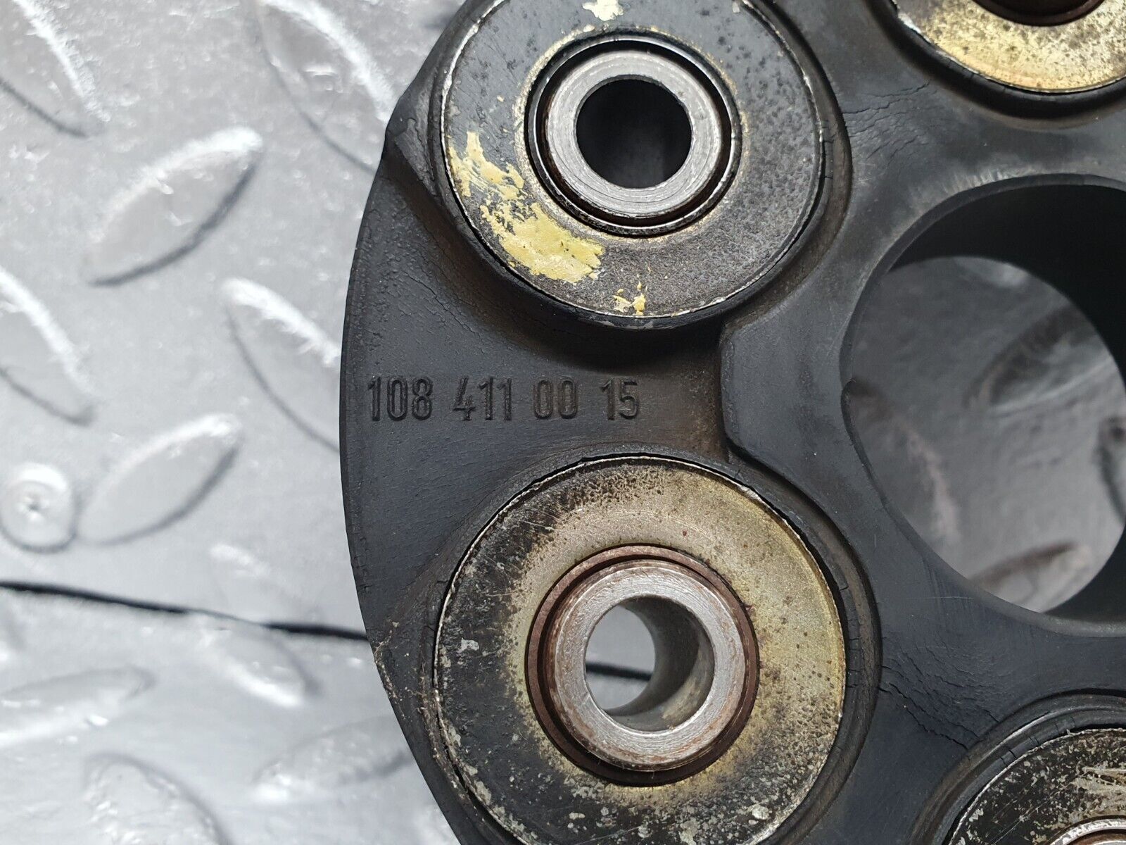 44228 Mercedes-Benz C107 350SLC Coupe Propshaft Joint 1084110015