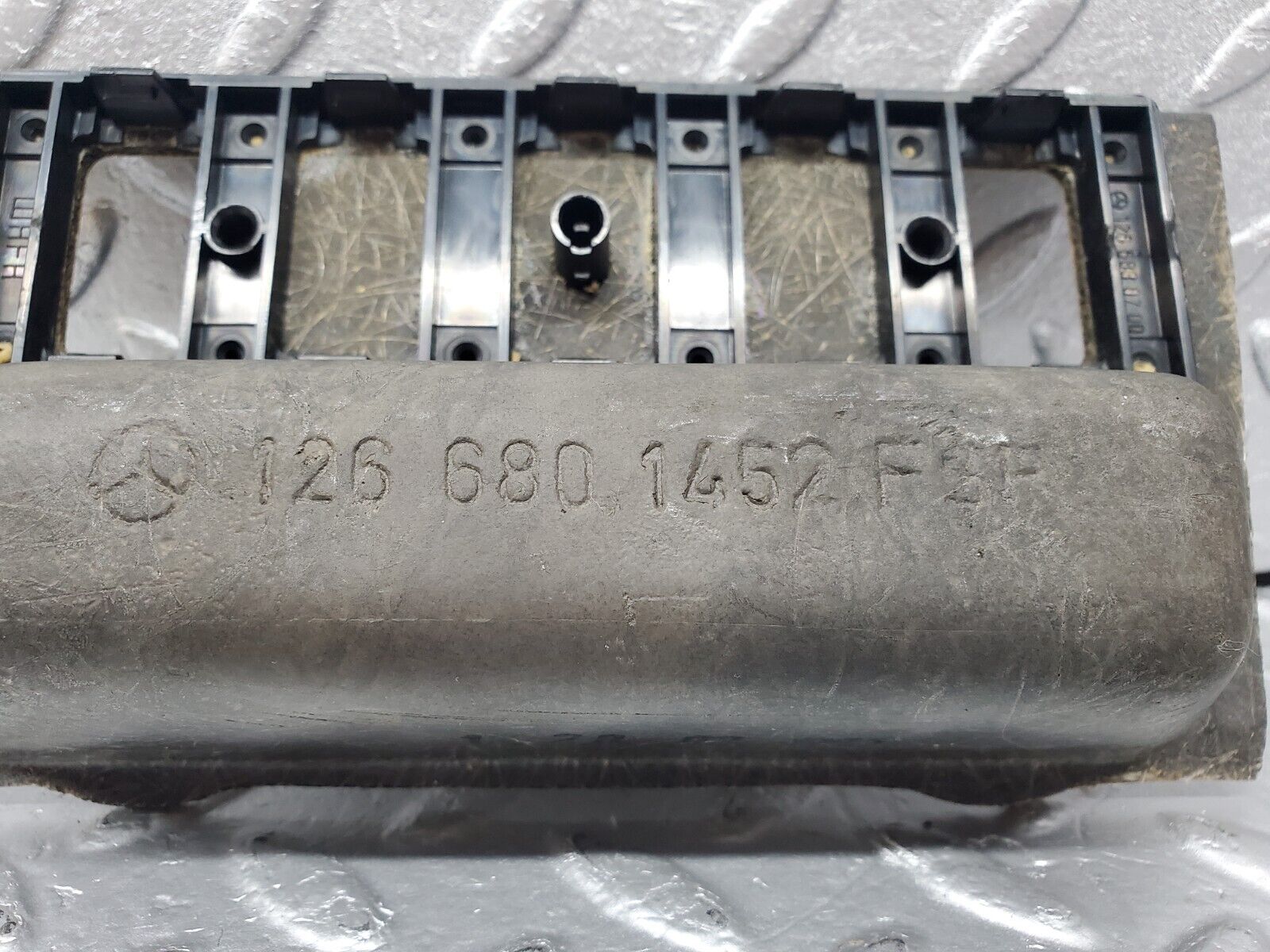 45589 Mercedes-Benz W126 420SE Centre Console Tray 1266801452 1266830700