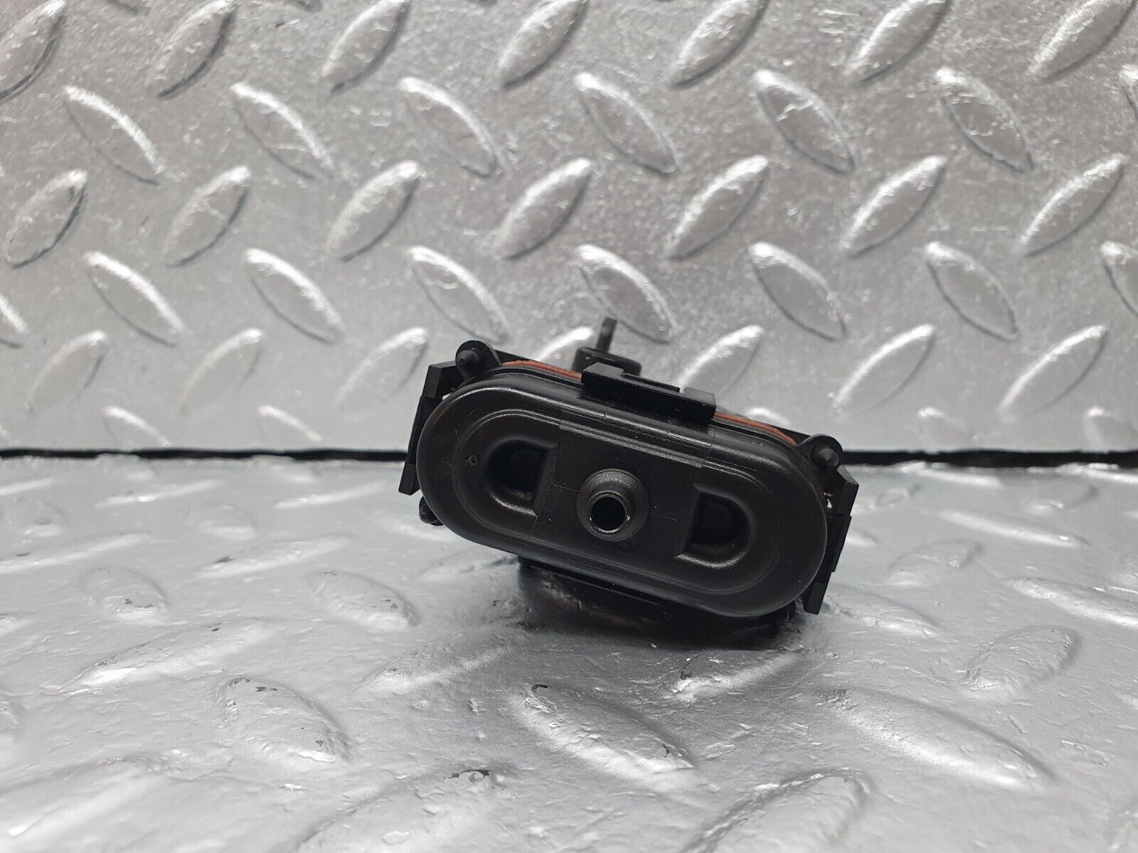 42255 Mercedes-Benz R129 320SL Coupe Heater Box Vacuum Actuator