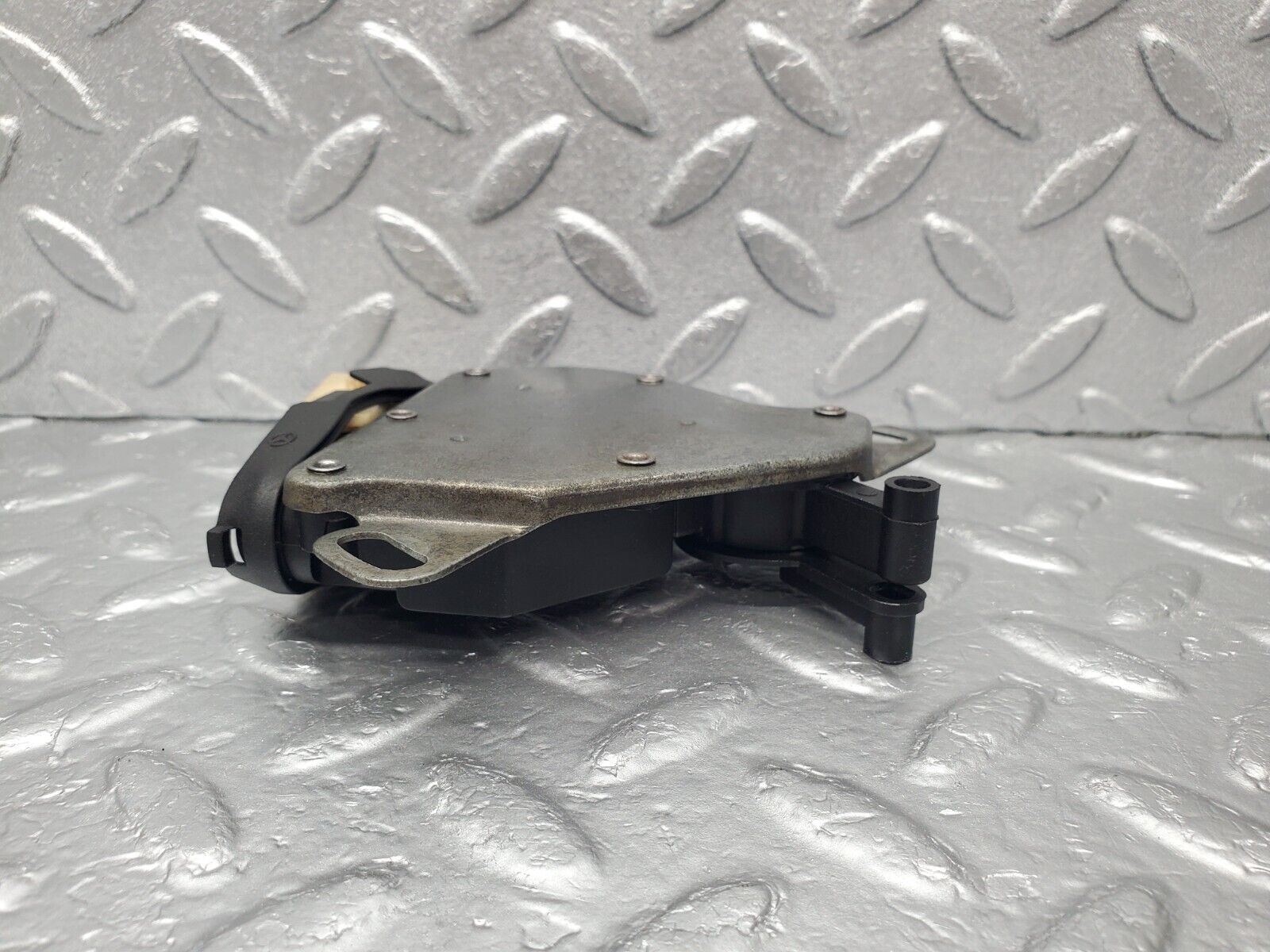 46307 Mercedes-Benz W124 280E Reverse Light Switch 0005403945 1235450142