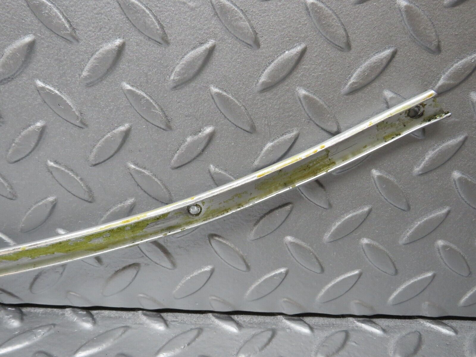 40205 Mercedes-Benz R107 Hardtop Interior Roof Chrome