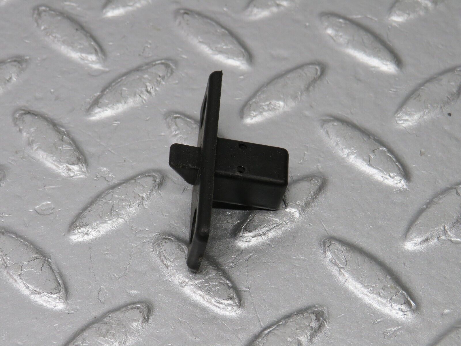 39289 Mercedes-Benz R107 500SL Glove Box Lock 1076890025