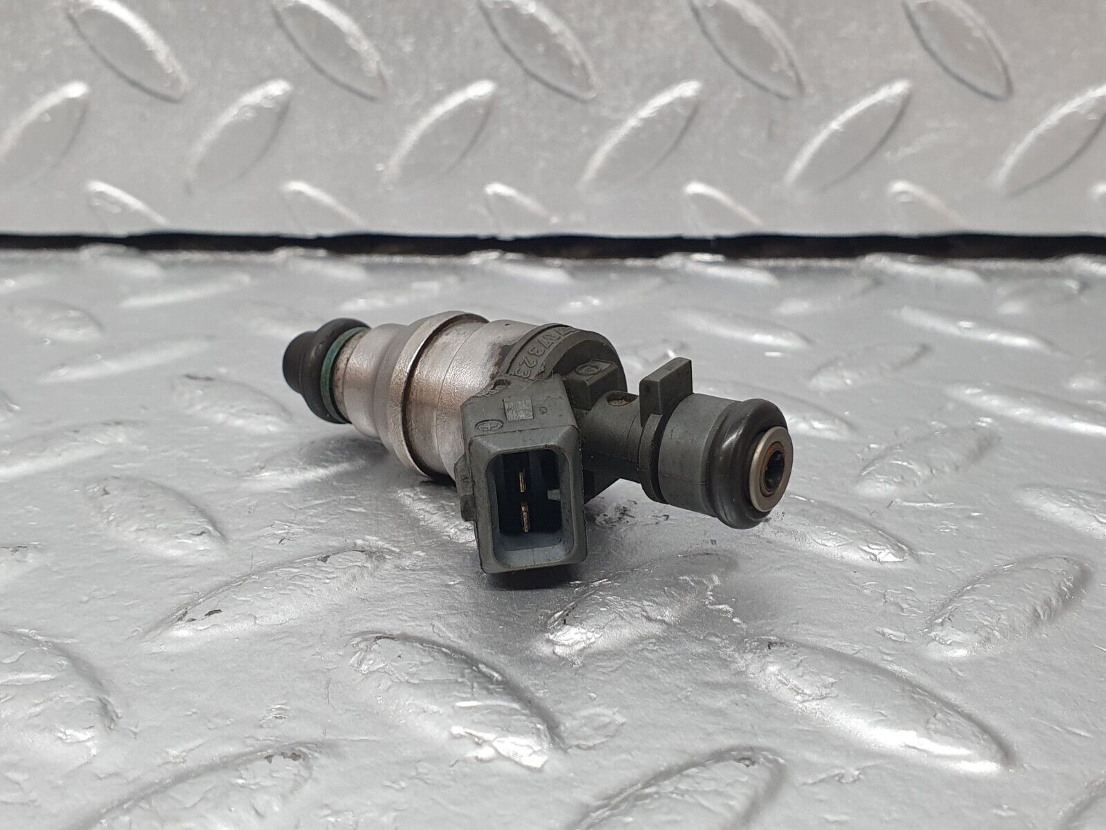 42374 Mercedes-Benz R129 320SL Coupe Fuel Injector Bosch 0000787323 0280155209