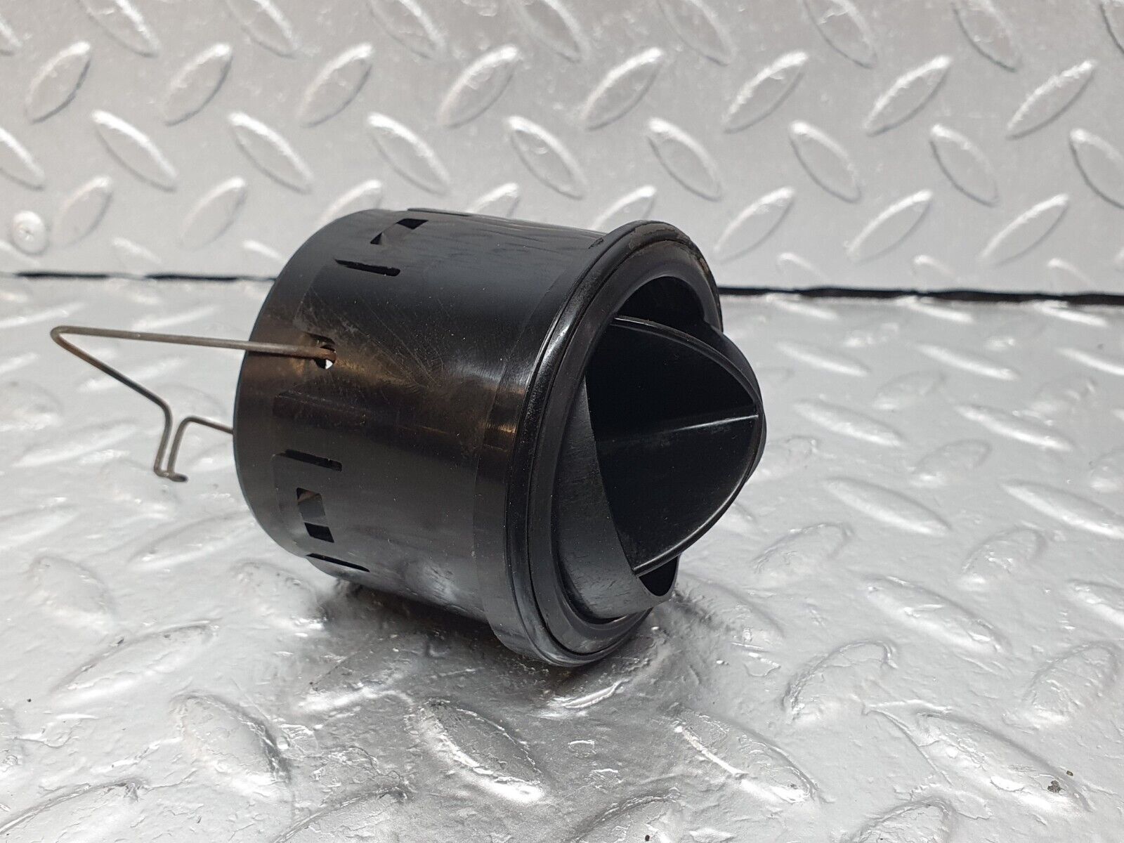 43260 Mercedes-Benz W108 280SE Dashboard Air Vent