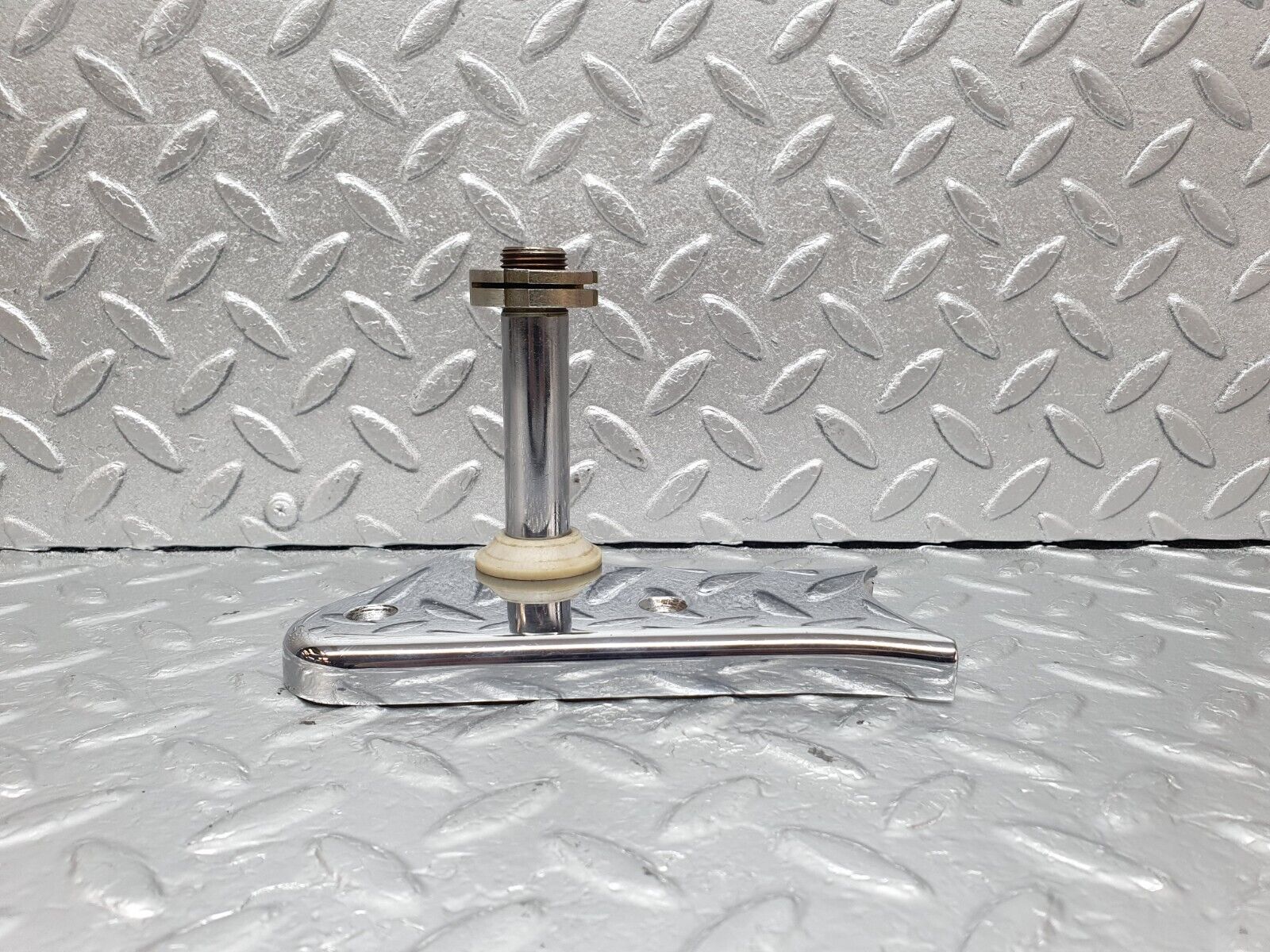 43330 Mercedes-Benz W108 280SE Front Left Seat Chrome