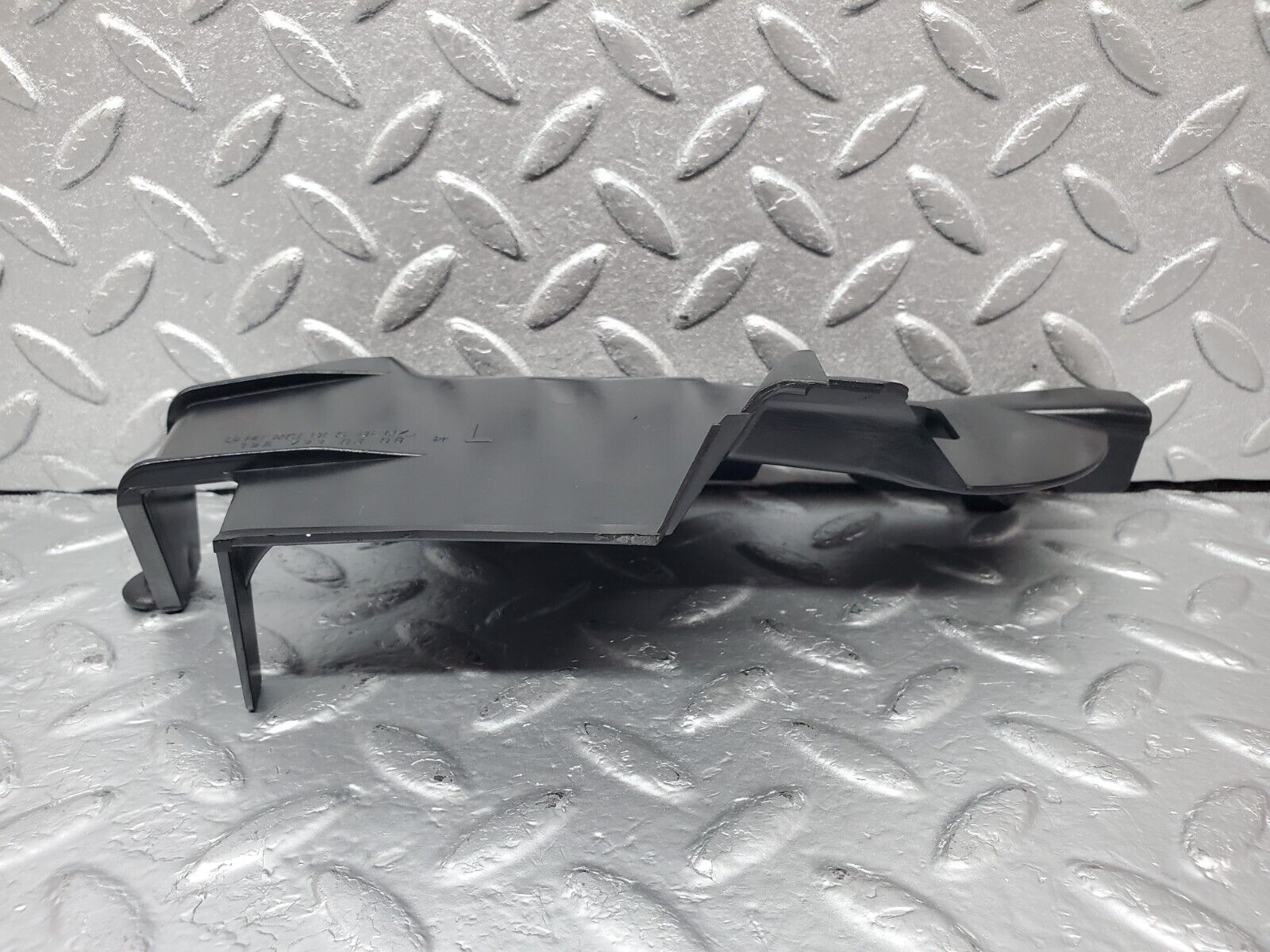 45612 Mercedes-Benz W126 420SE Front Left Door Lock Inner Cover 1267230308