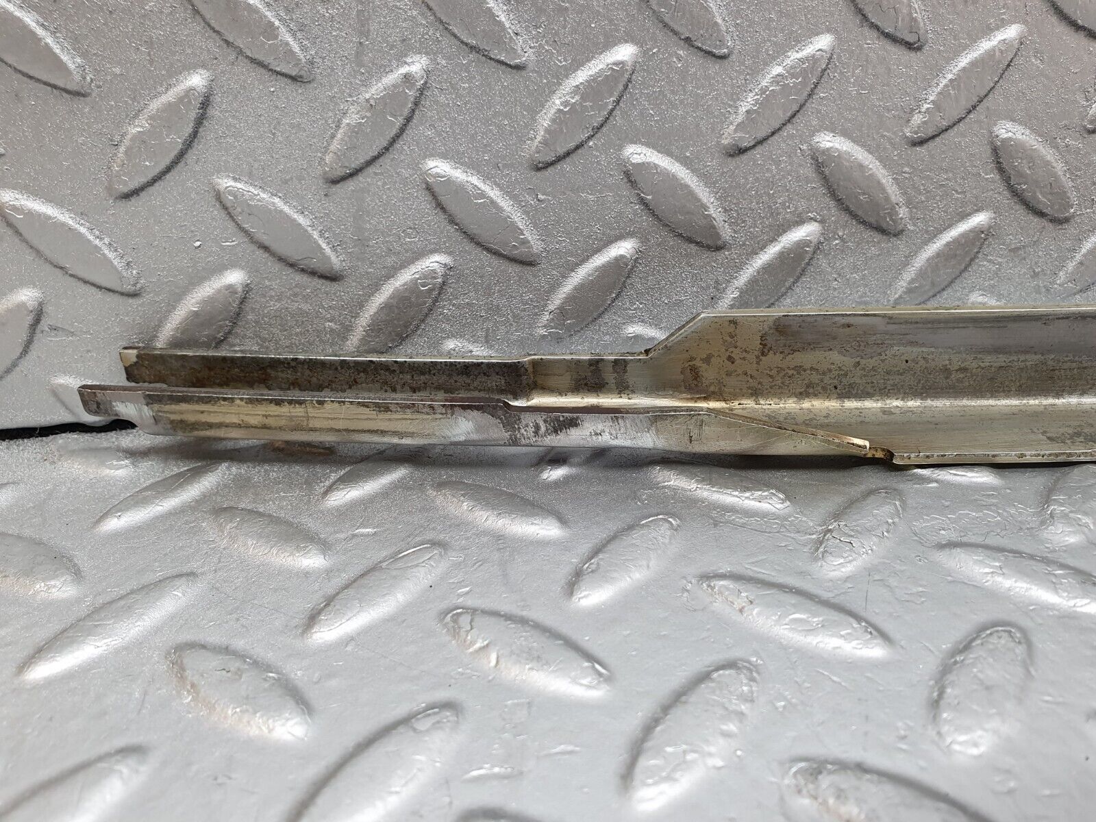 44097 Mercedes-Benz C123 230CE Coupe Front Left Window Channel