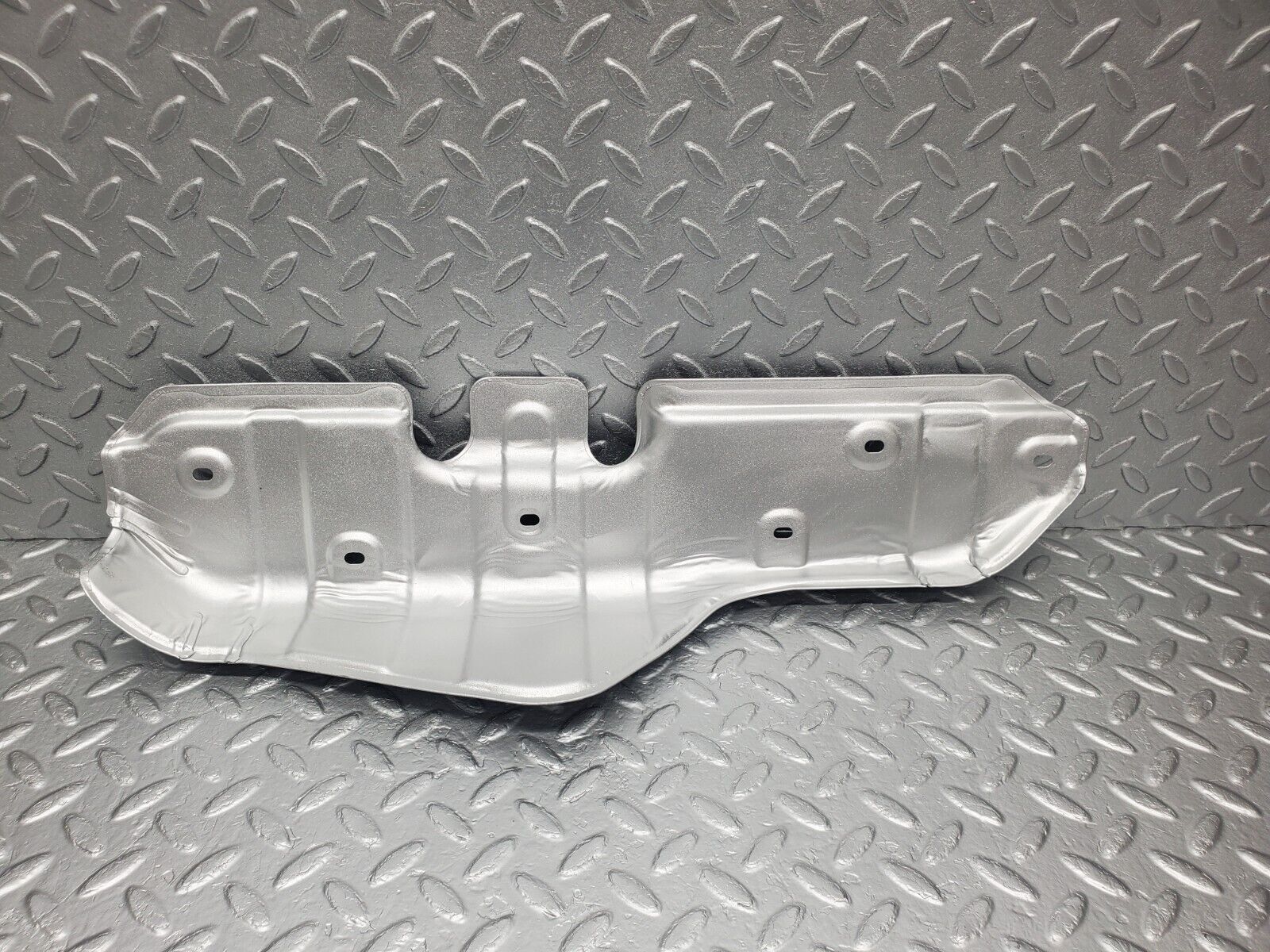 46171 Mercedes-Benz W124 280E Engine Mount Heat Shield Right Side