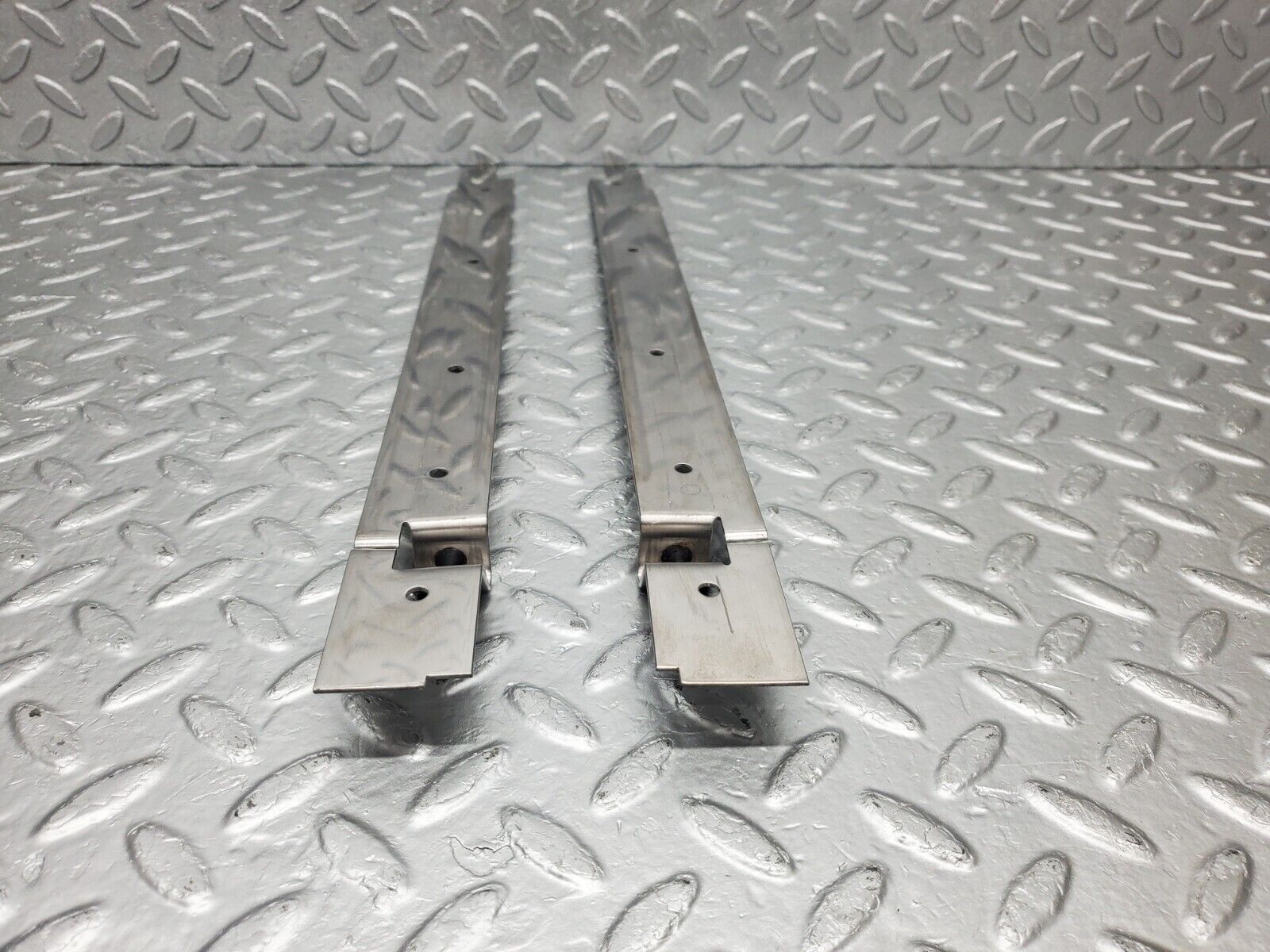 46678 Mercedes-Benz C123 280CE Coupe Sunroof Chrome Trim