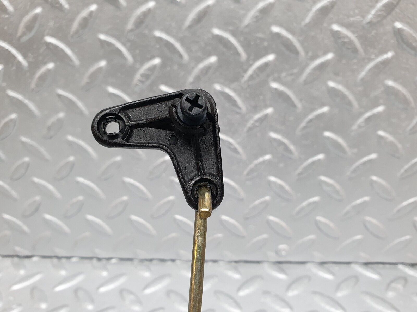 42103 Mercedes-Benz W202 C200 Rear Door Lock Knob Pair 2107300221